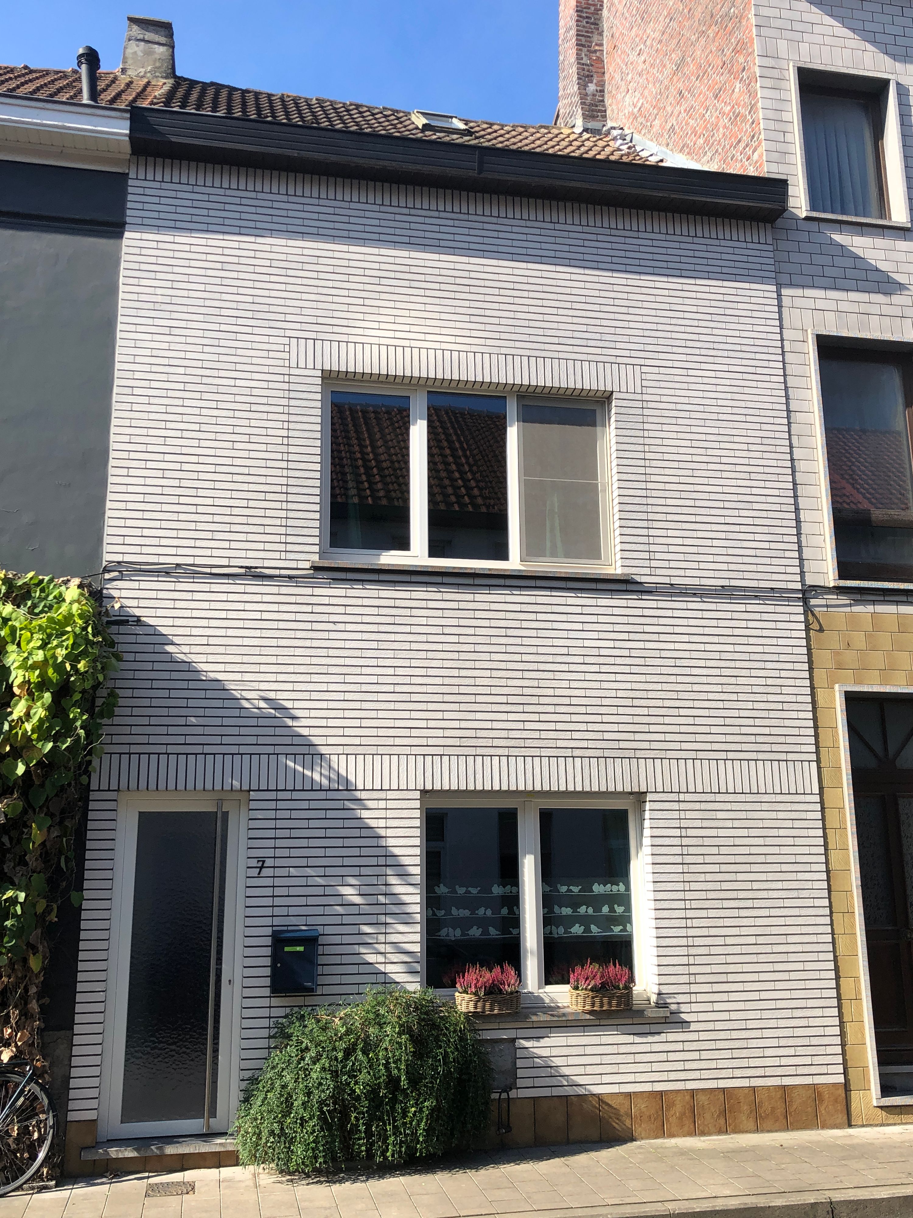 Ruime rijwoning met weelderige tuin in Gent - foto 10