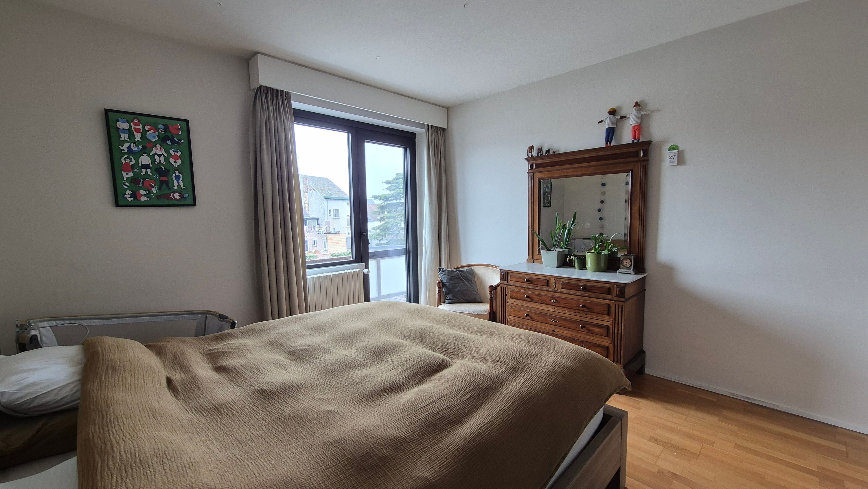 Ruim en lichtrijk appartement met drie slaapkamers - foto 5