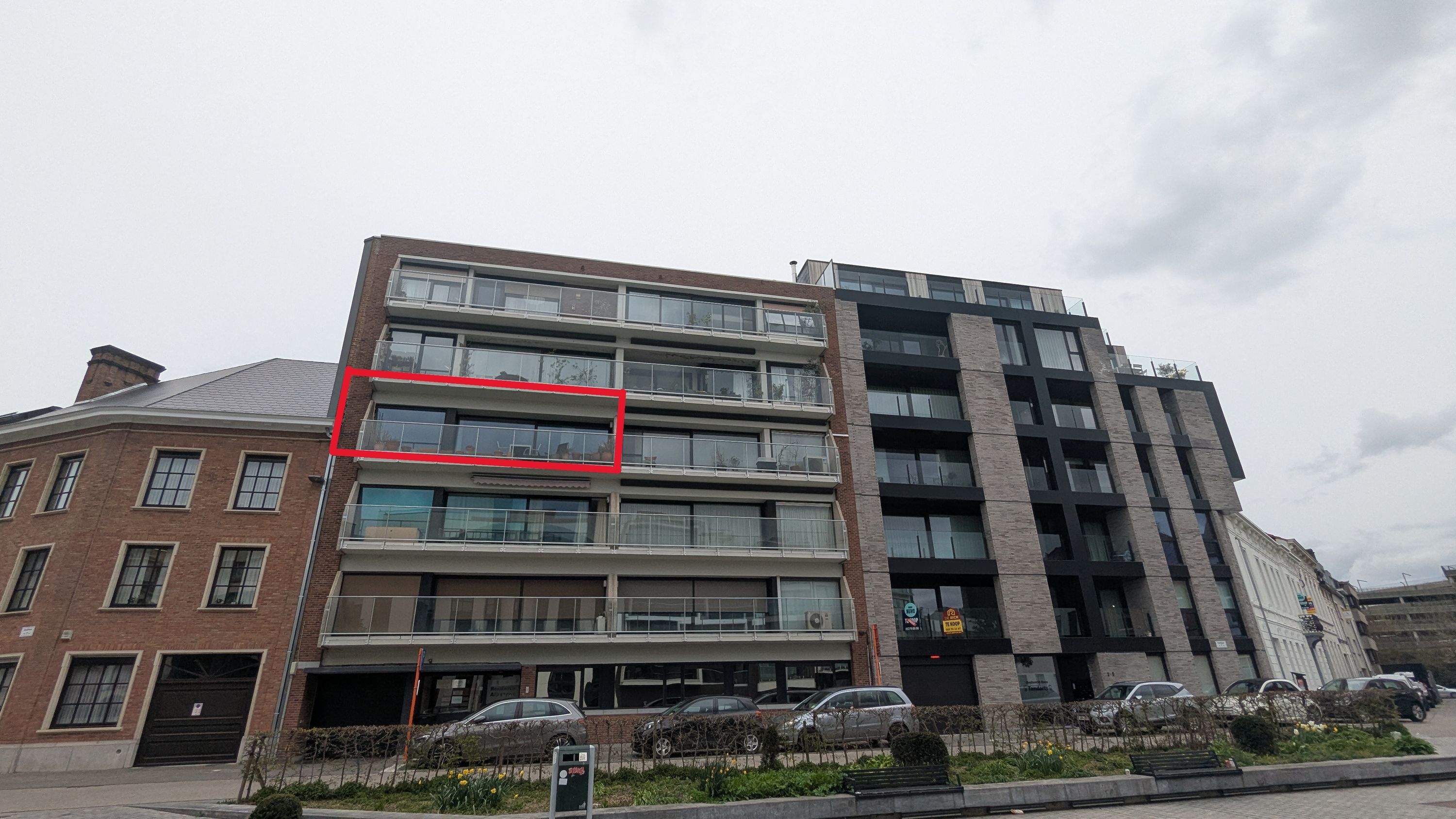 Ruim en lichtrijk appartement met drie slaapkamers - foto 10