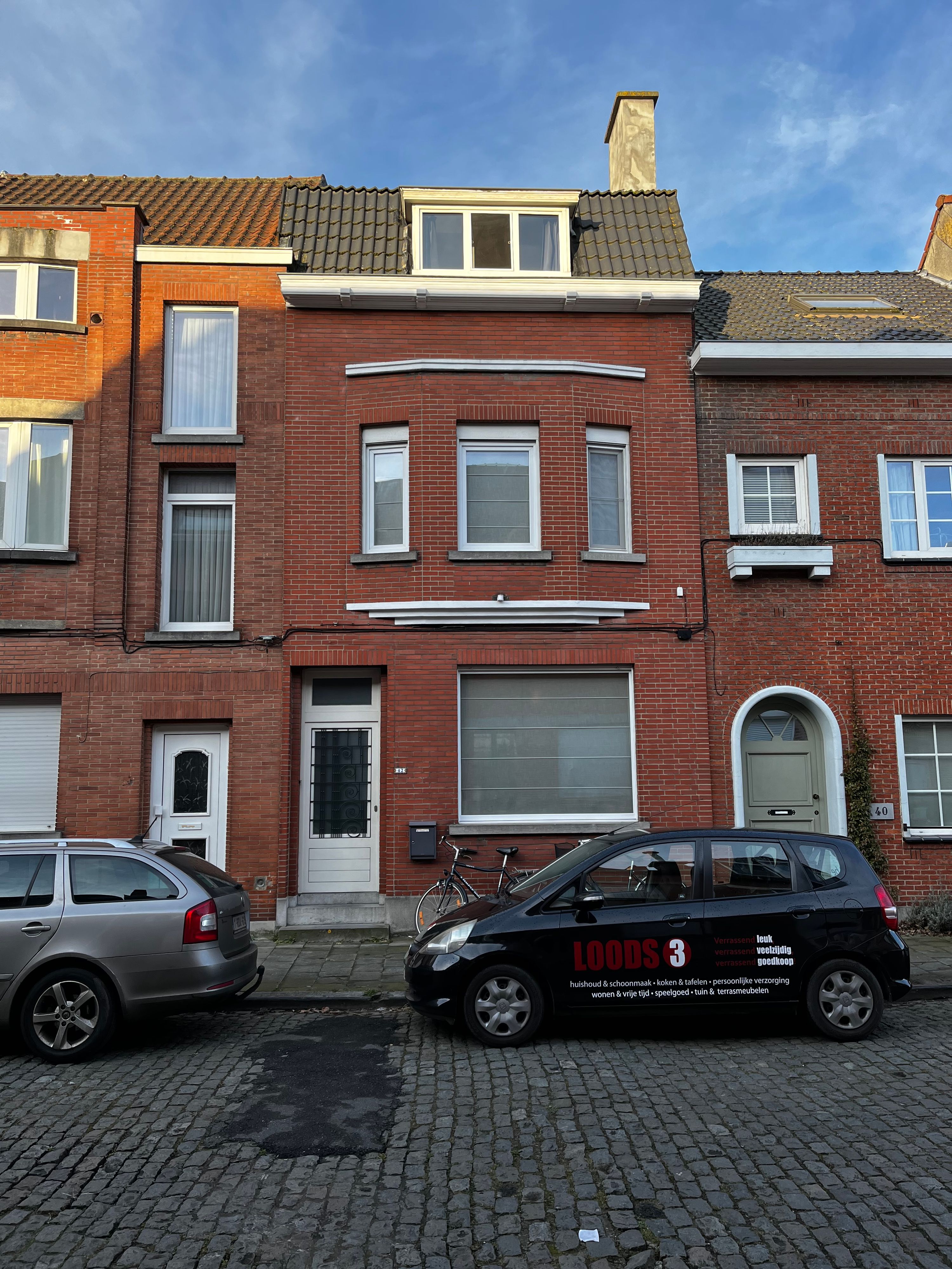 Prachtige, instapklare rijwoning met zonnige tuin in Gent - foto 2