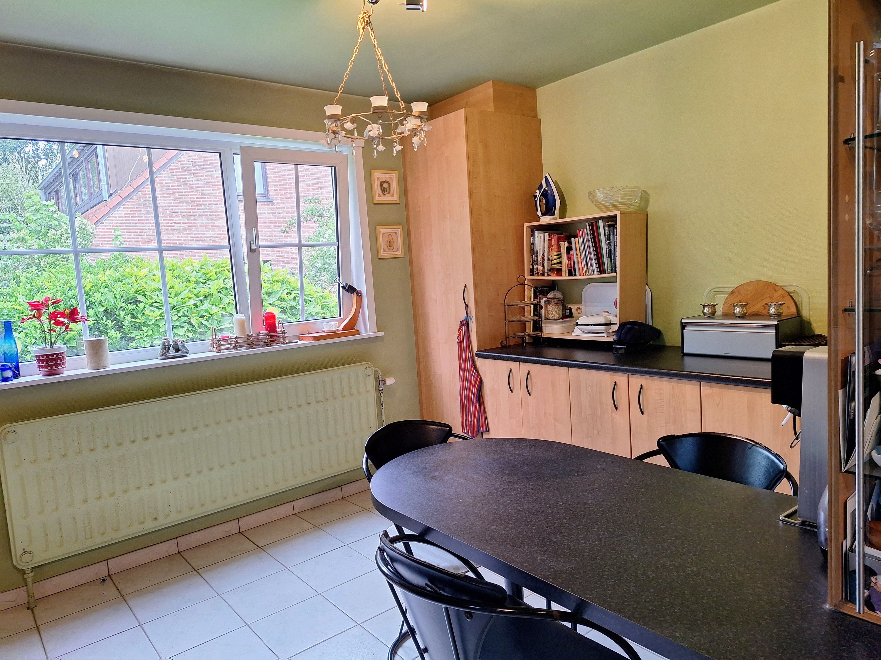Villa, 3 slpk op 1275m² met zonnepanelen & praktijkruimte - foto 14