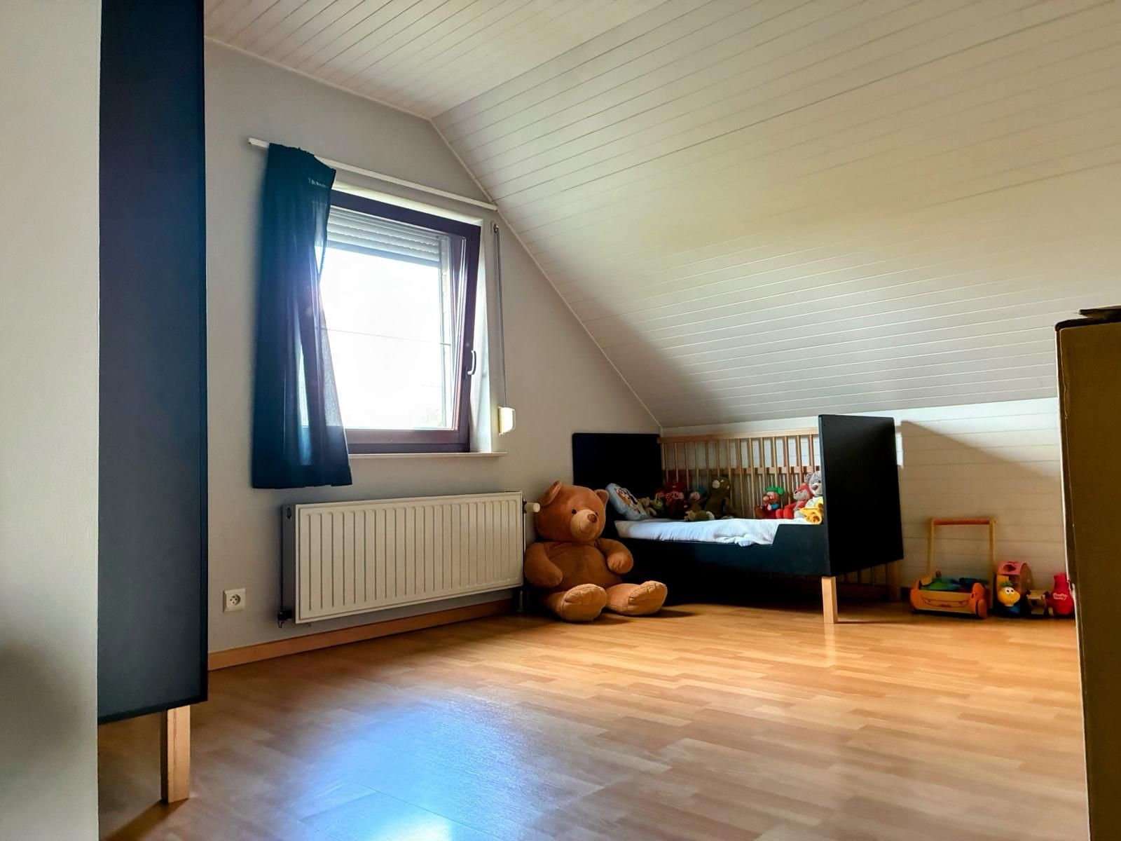Gezellige instapklare alleenstaande woning met 4 slaapkamers & ruime tuin - foto 7