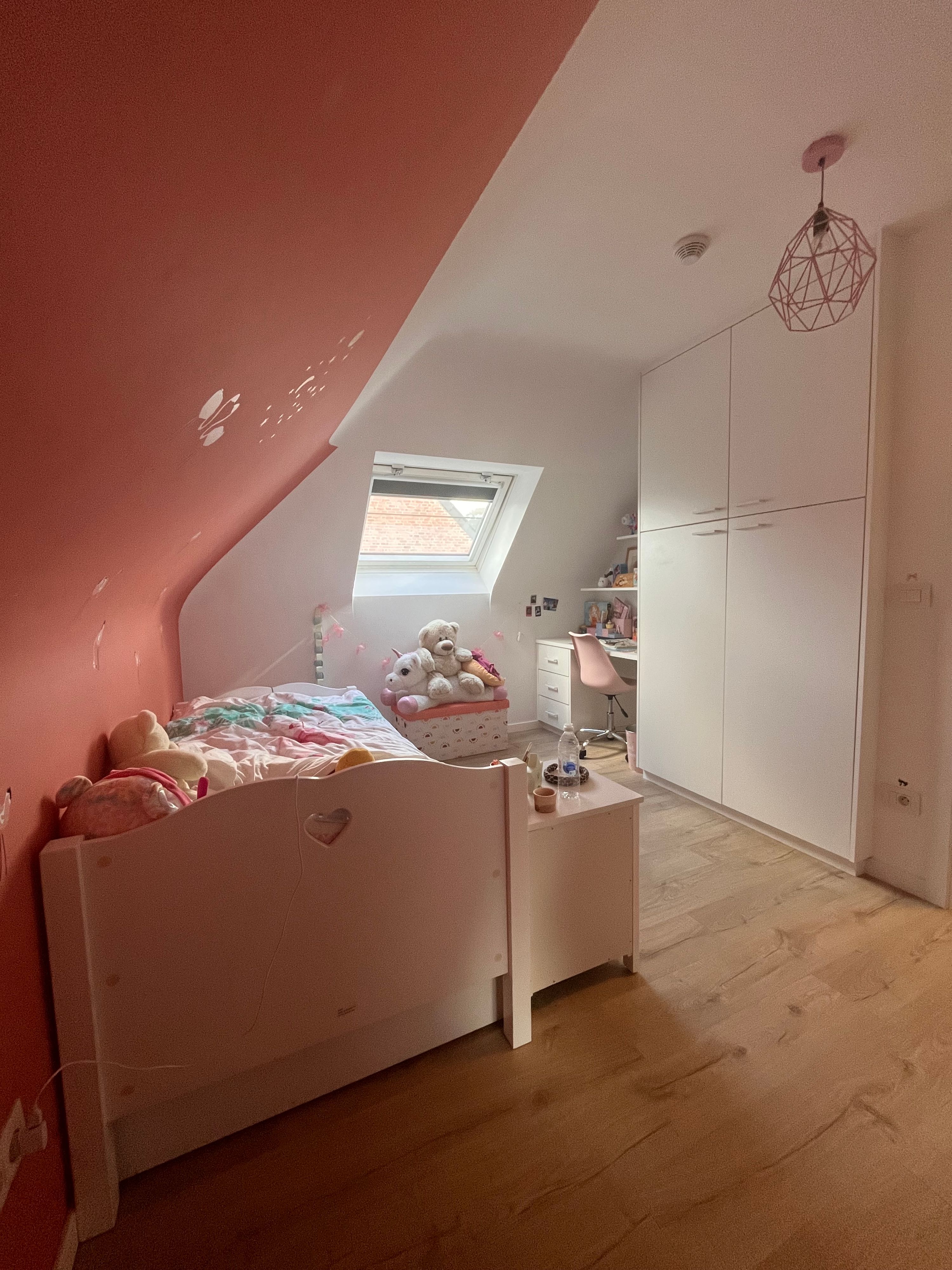 Ruime gezinswoning in een kindvriendelijke buurt. - foto 7