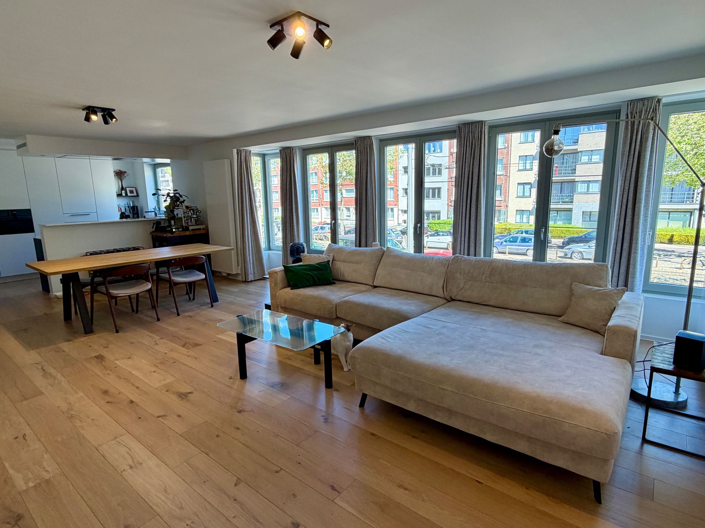 Luxe gerenoveerd 2 slpk appartement in Deurne Zuid 126m2 - foto 4