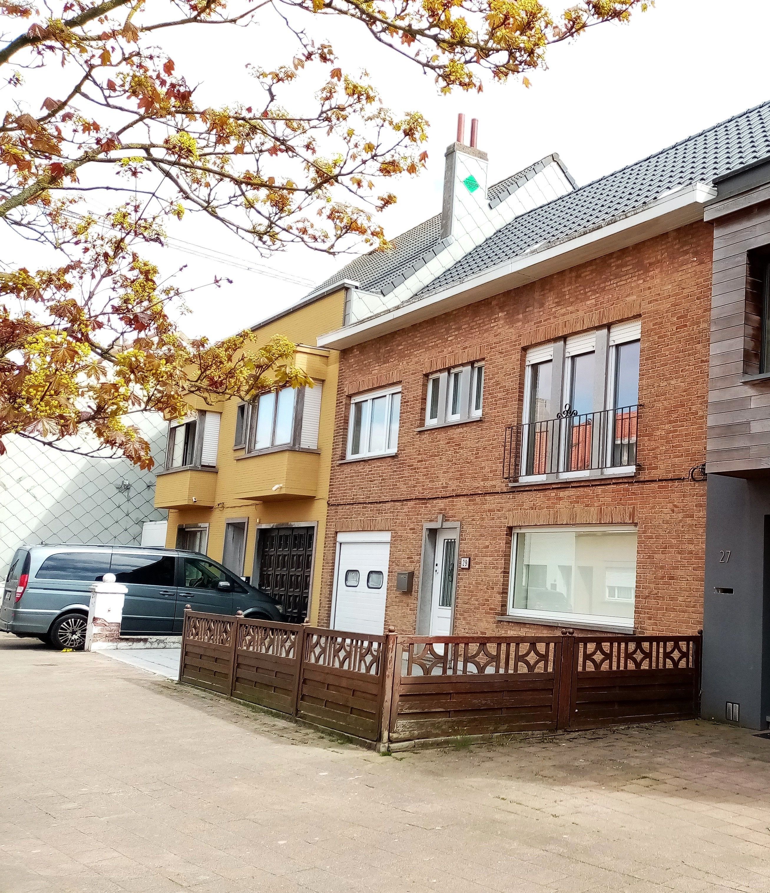 Ruime woning vlak bij zee met kangoeroewoning, grote tuin,... - foto 7