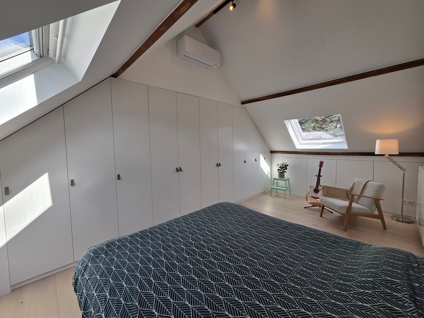 Lichtrijke, energiezuinige gezinswoning in rustige buurt - foto 9