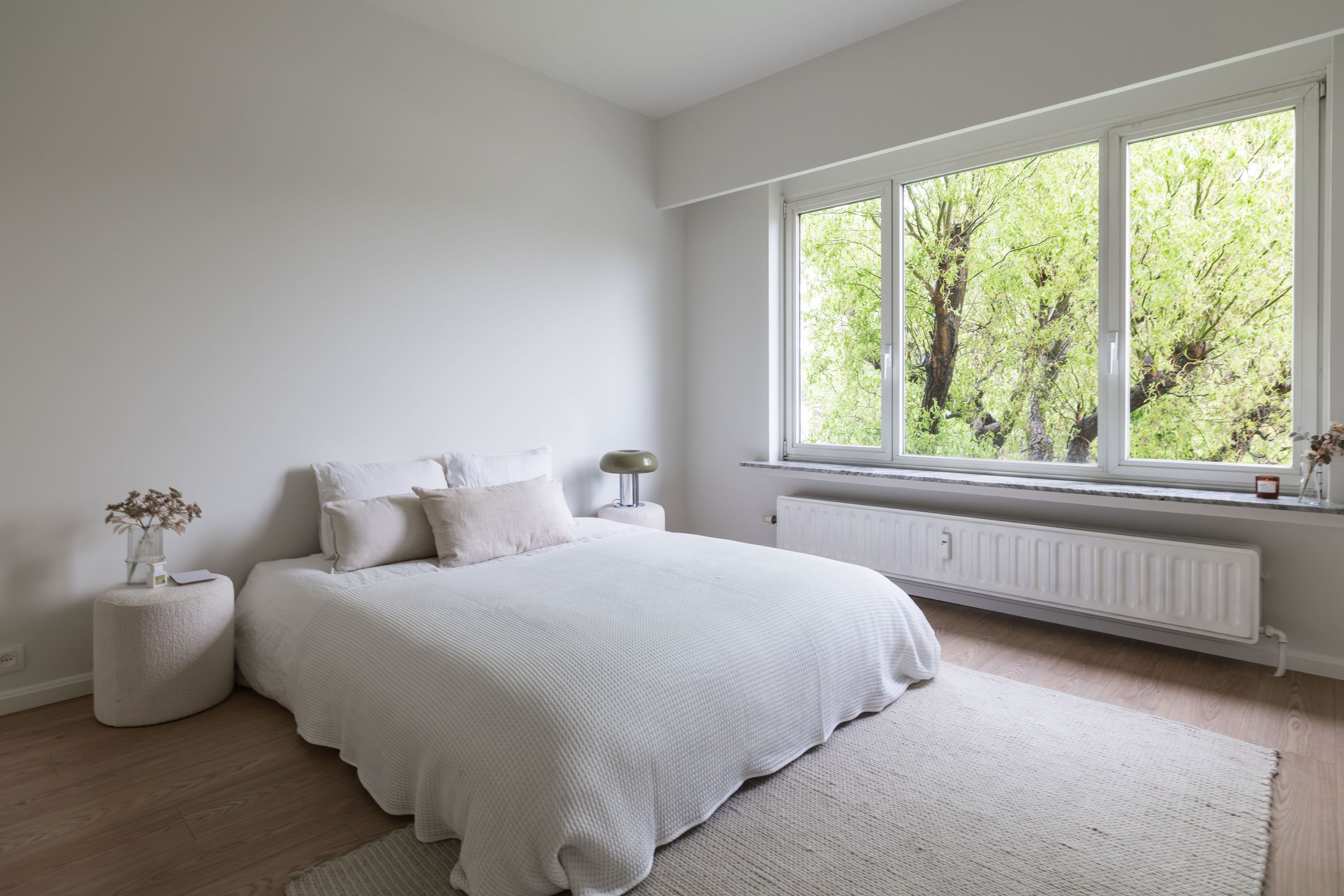 Instapklaar en lichtrijk 3-slaapkamerappartement in Berchem - foto 4