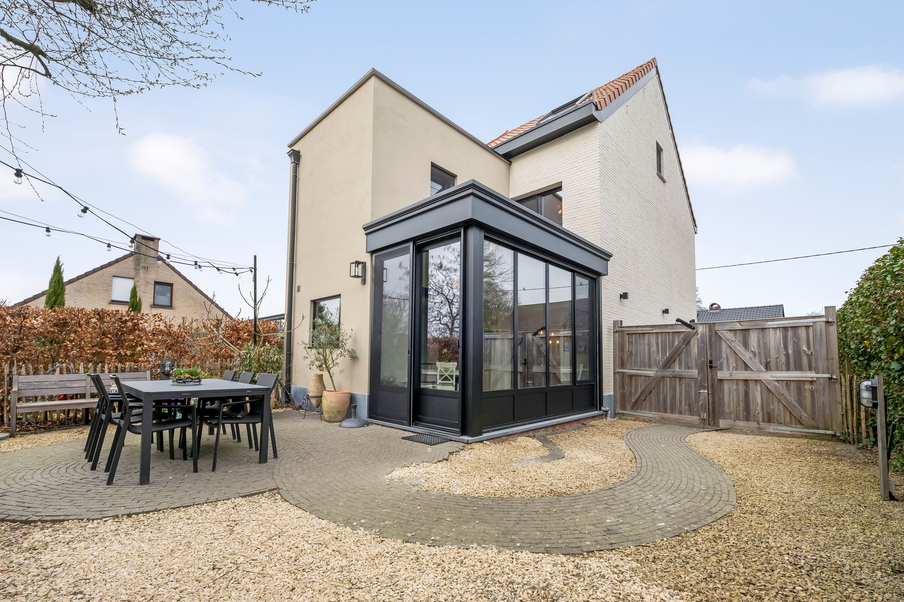 Mooi gerenoveerde halfopen woning, rustig gelegen vlakbij het centrum - foto 17