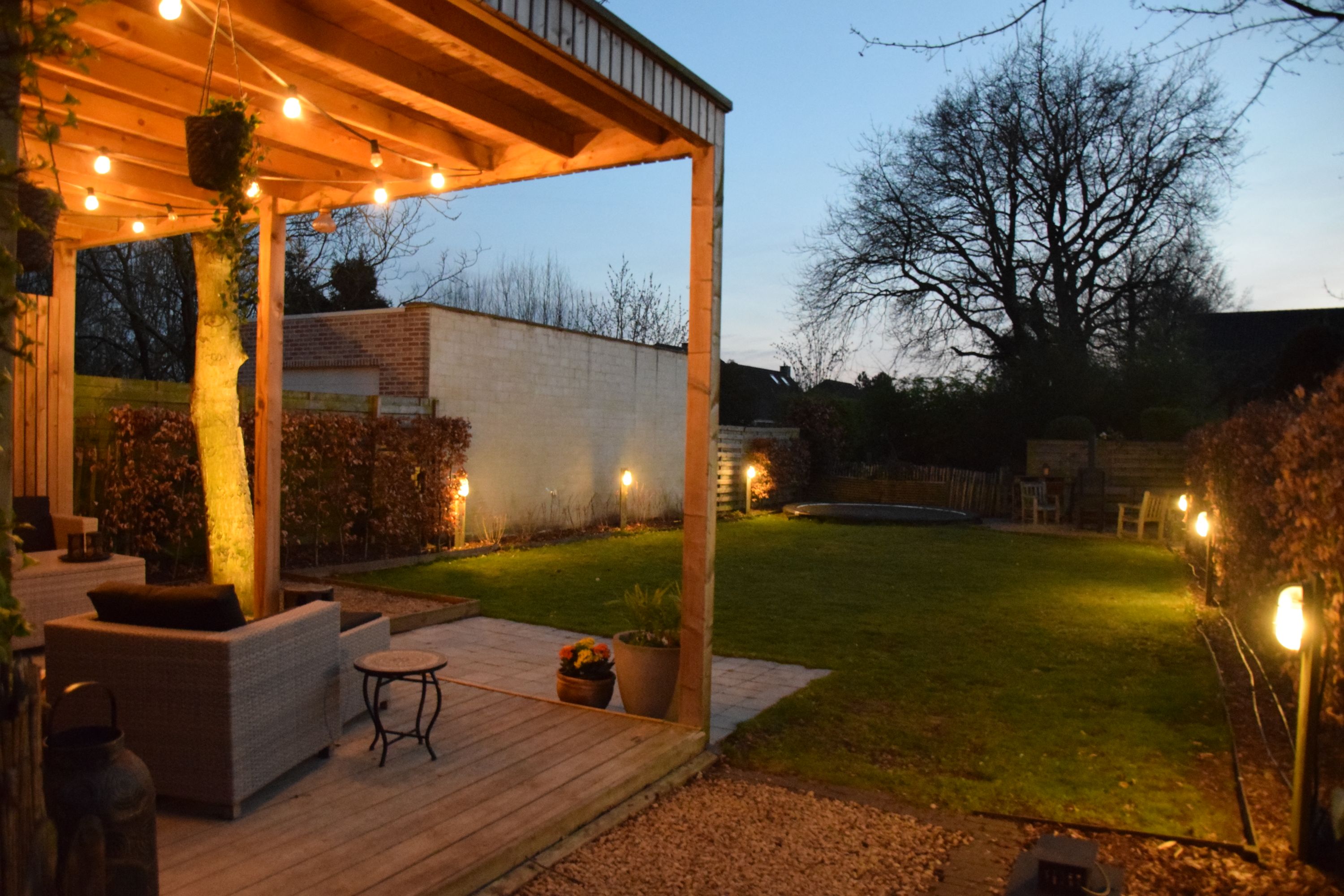 Mooi gerenoveerde halfopen woning, rustig gelegen vlakbij het centrum - foto 24