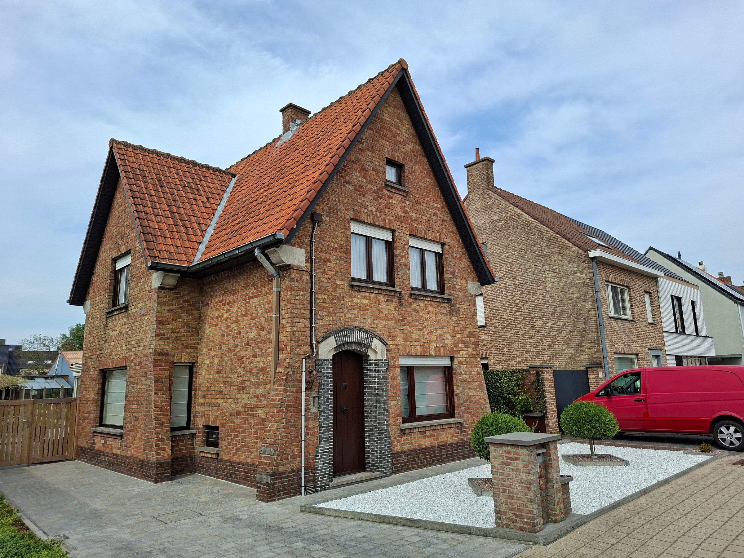 Instapklare woning met tuin, carport en werkplaats - foto 2