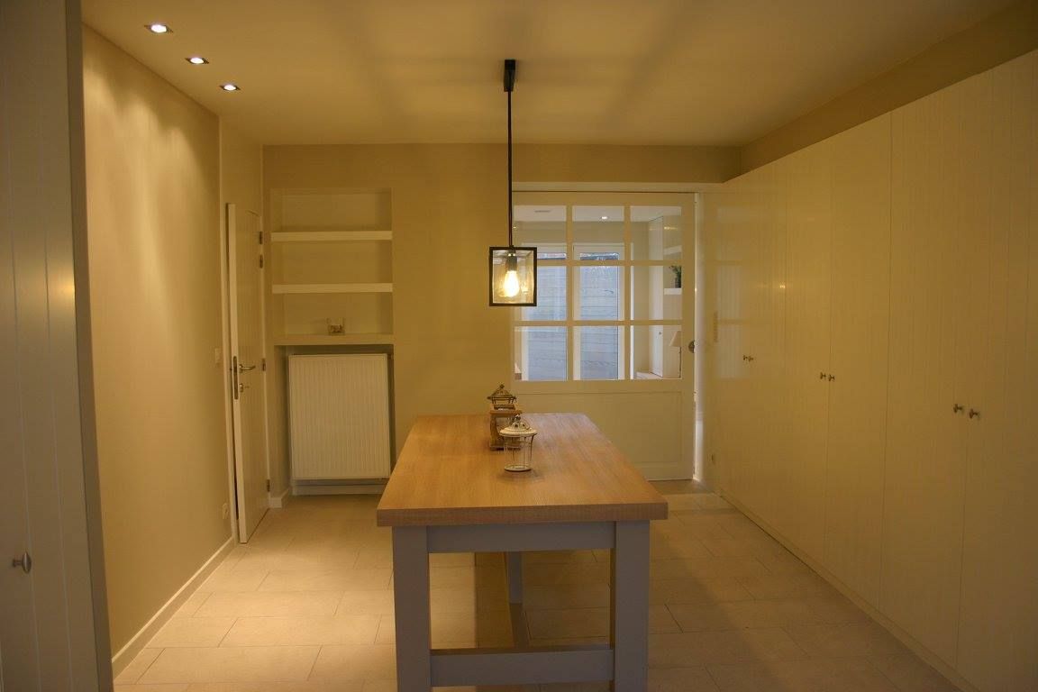 Prachtige rijwoning met tuin aan de rand van het centrum - foto 7