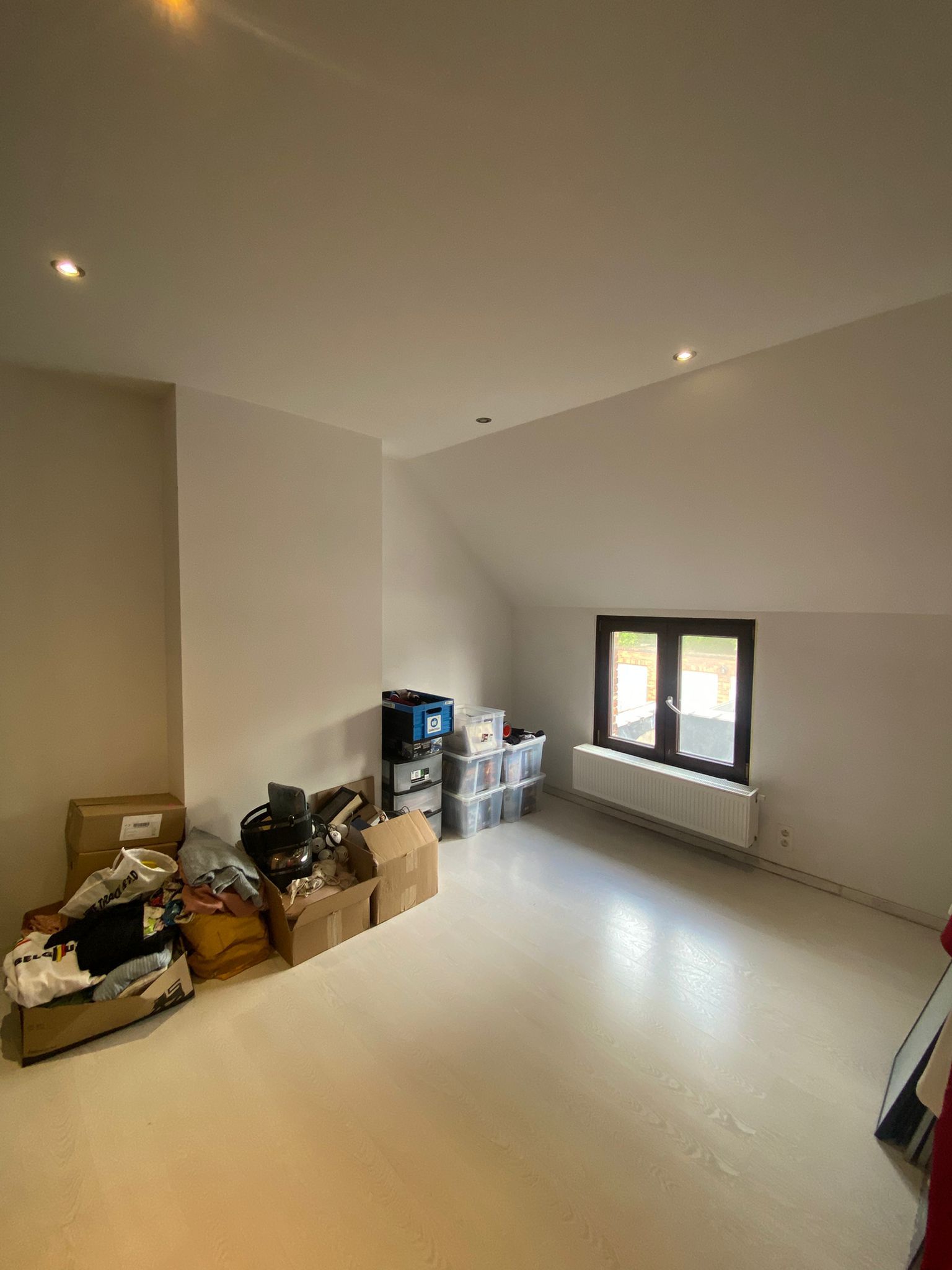 Instapklare halfopen bebouwing met ruime tuin. - foto 20