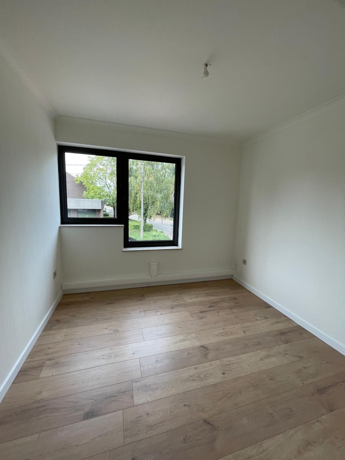 Appartement gerenoveerd met garagebox, EPC B - foto 4