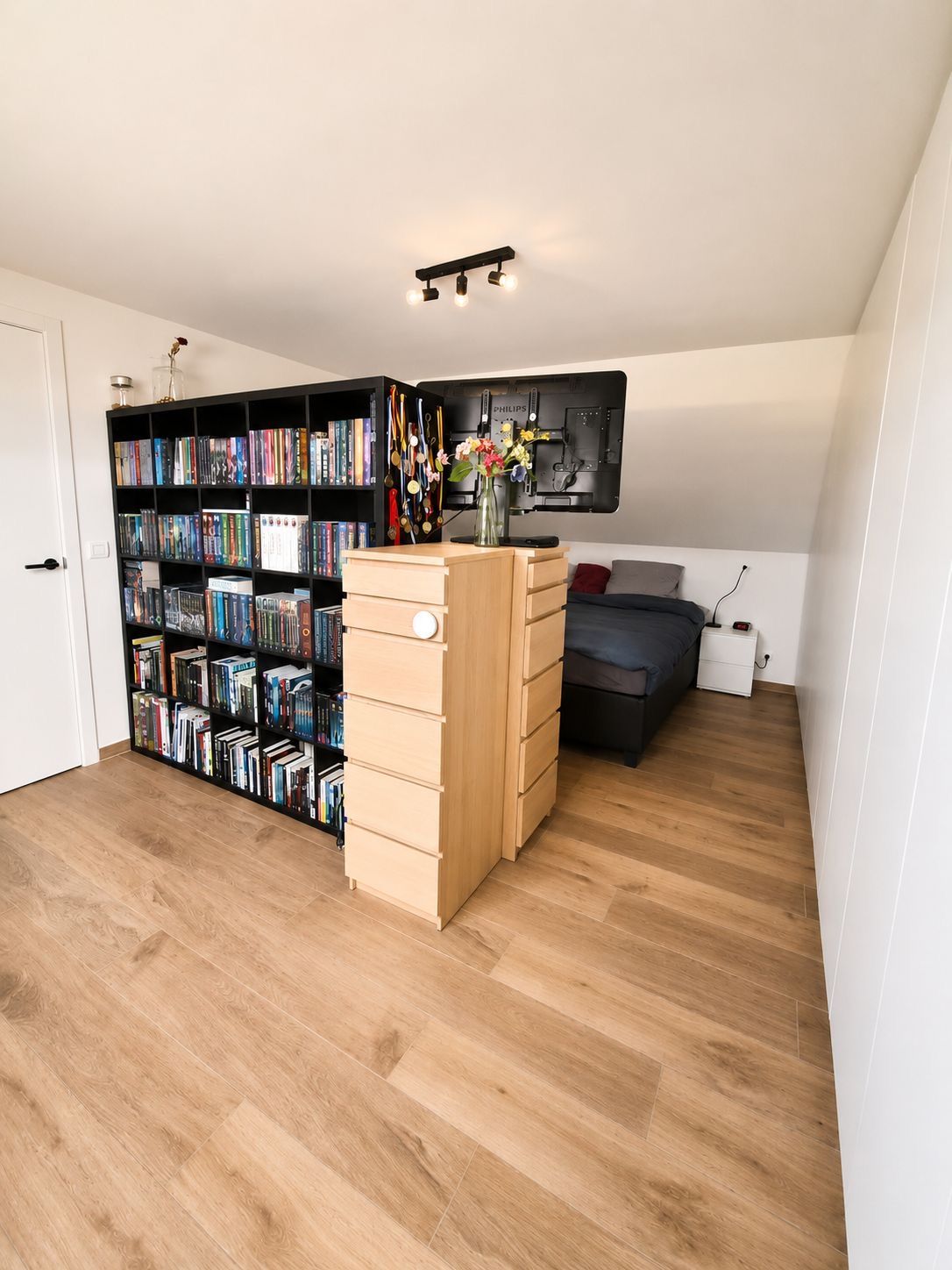Prachtige rijwoning met grote tuin en 4 slaapkamers! - foto 6