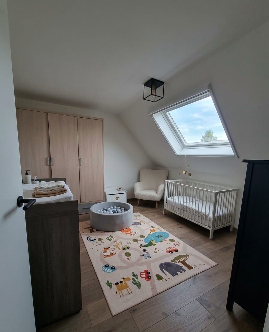 Prachtige rijwoning met grote tuin en 4 slaapkamers! - foto 7