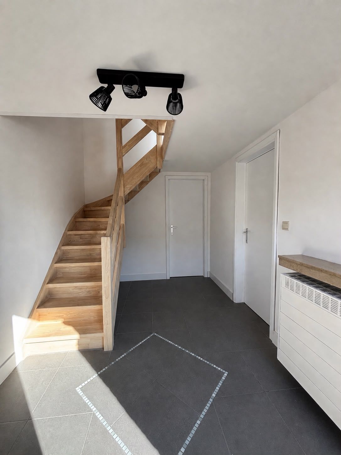 Bel-etage met 4 slpkamers, 2 badkamers, tuin en garage te Ekeren - foto 10