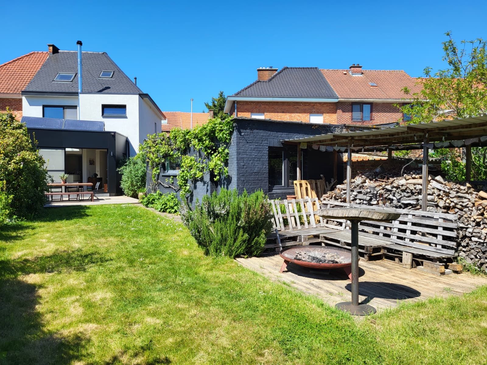 Grote halfopen gezinswoning op toplocatie, EPC A - foto 4