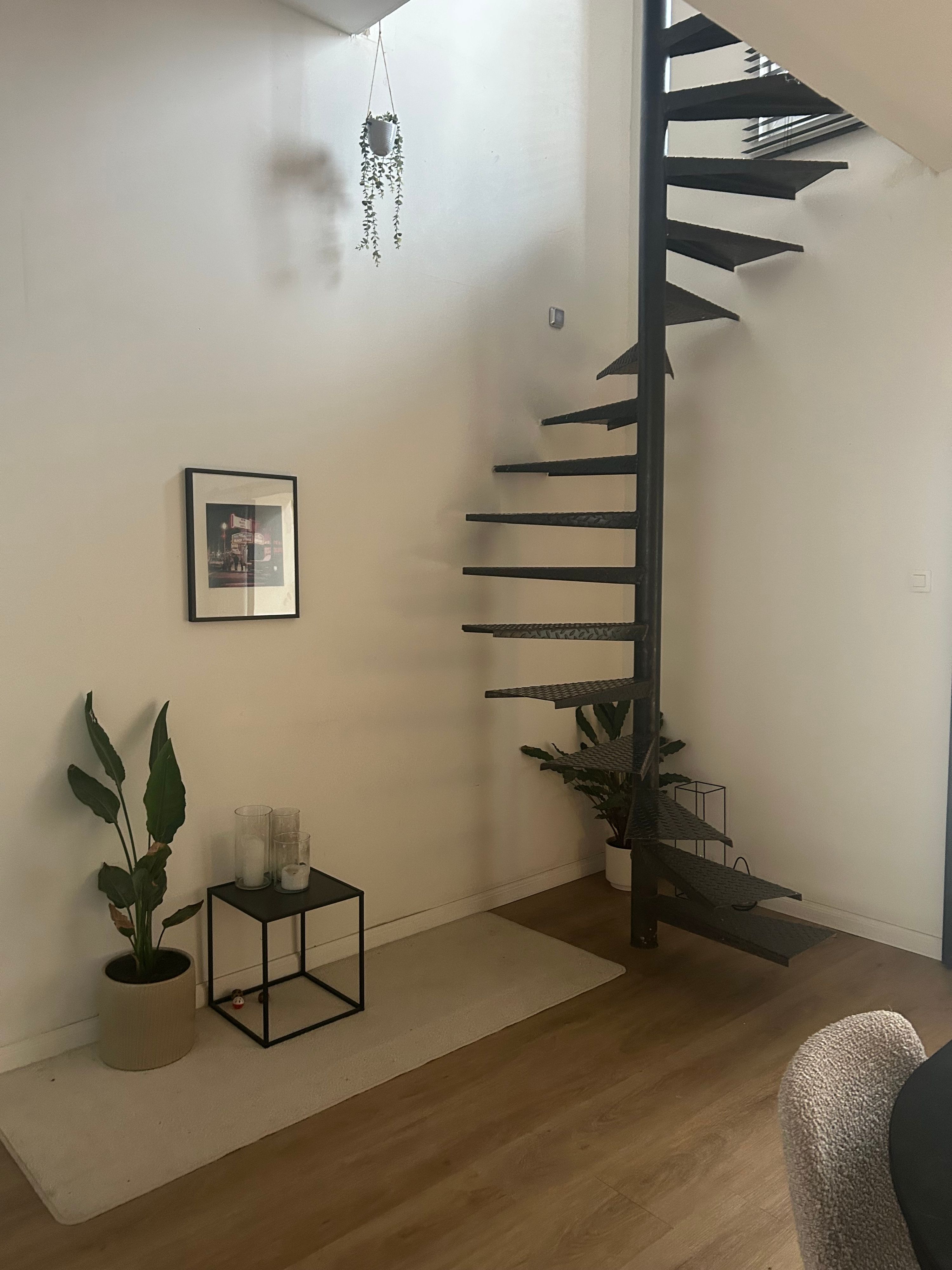 Gerenoveerd huis met dakterras, koer en 2 slaapkamers. - foto 3
