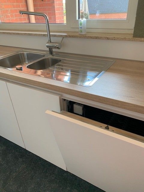 Te huur - Volledig gerenoveerd appartement met 2 slaapkamers - foto 3