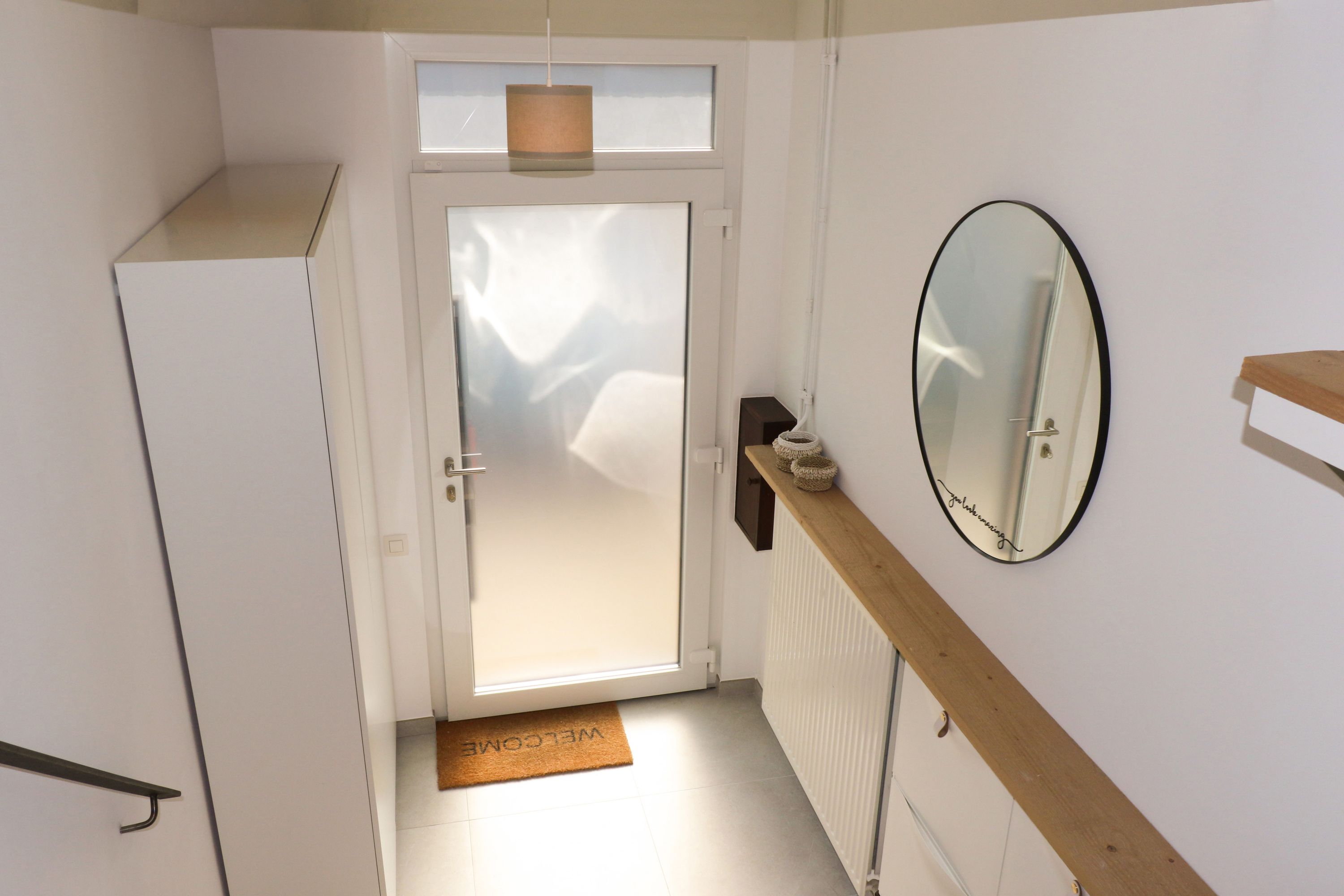 Instapklaar 2/3 slk appartement met eigen inkom en ruim terras in Kontich - foto 2