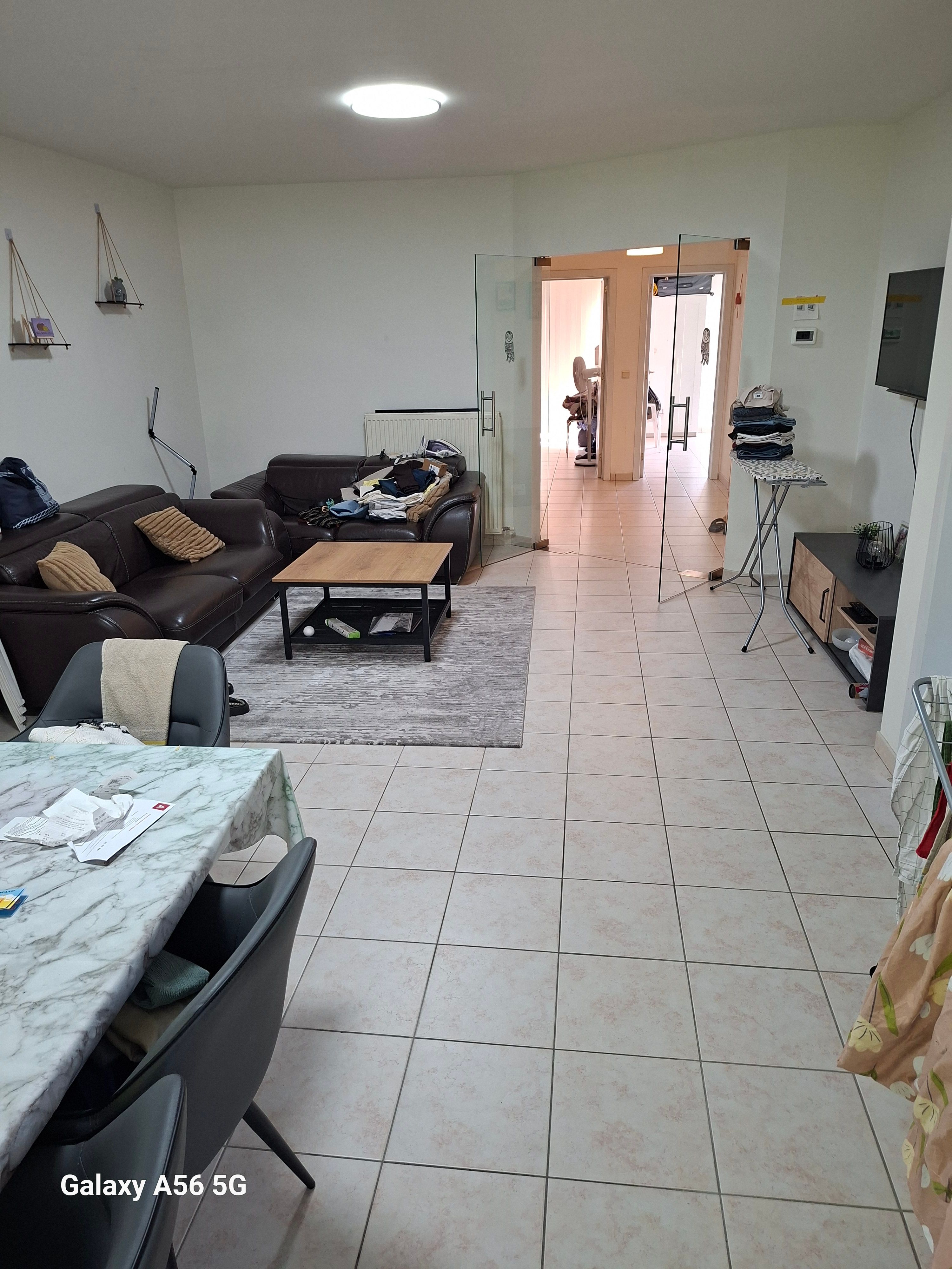Ruim confortabel appartement met privé binnenhuis parking en  zonnige tuin - foto 10