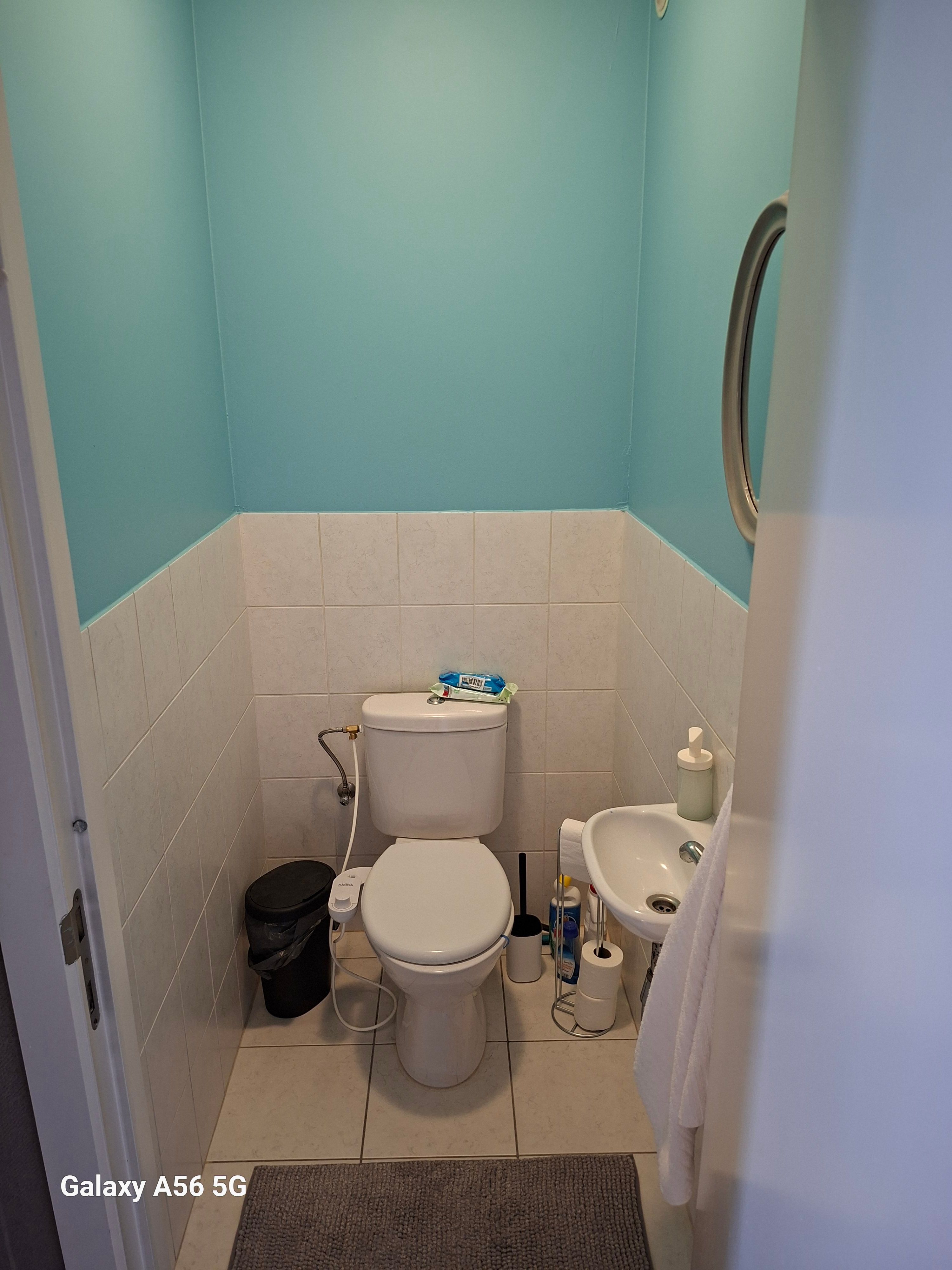 Ruim confortabel appartement met privé binnenhuis parking en  zonnige tuin - foto 26