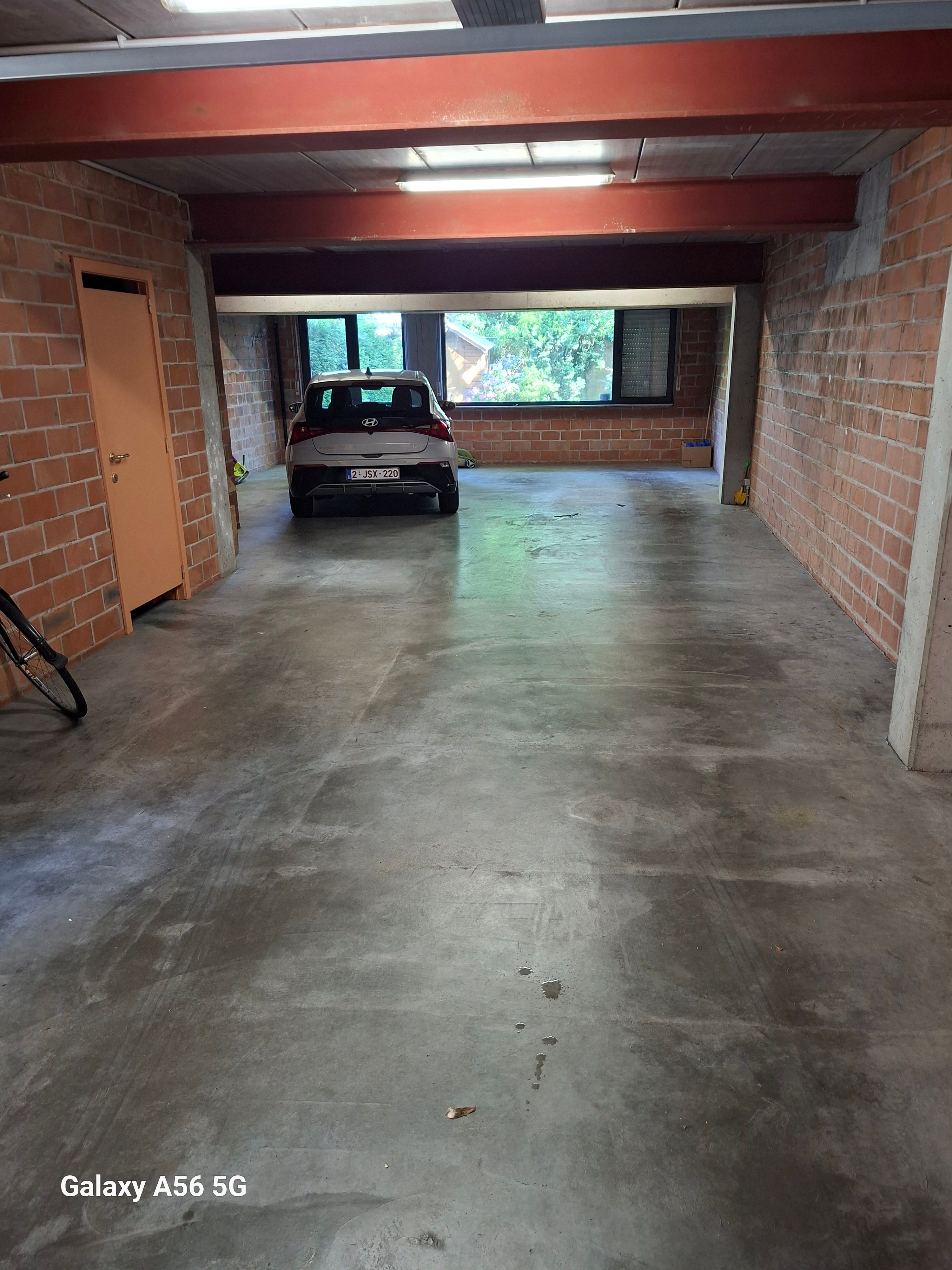 Ruim confortabel appartement met privé binnenhuis parking en  zonnige tuin - foto 27