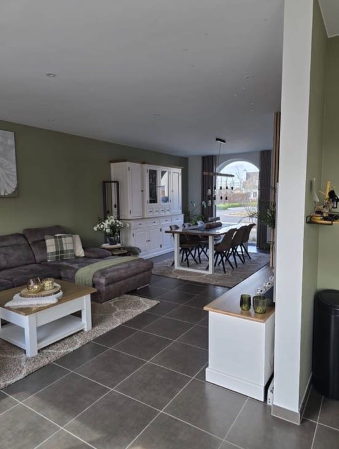 Instapklare en energiezuinige woning met 5 slaapkamers te Ruiselede - foto 3