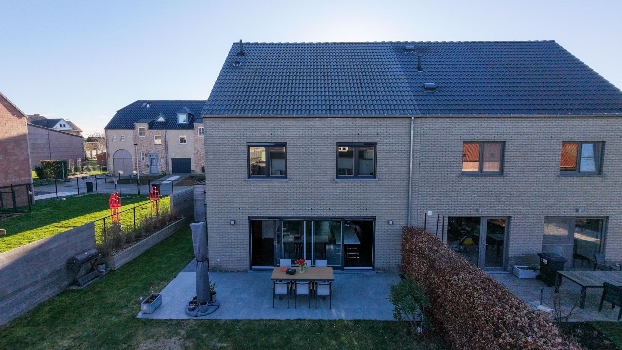 Instapklare halfopen woning 3 slpks in doodlopende straat - foto 9