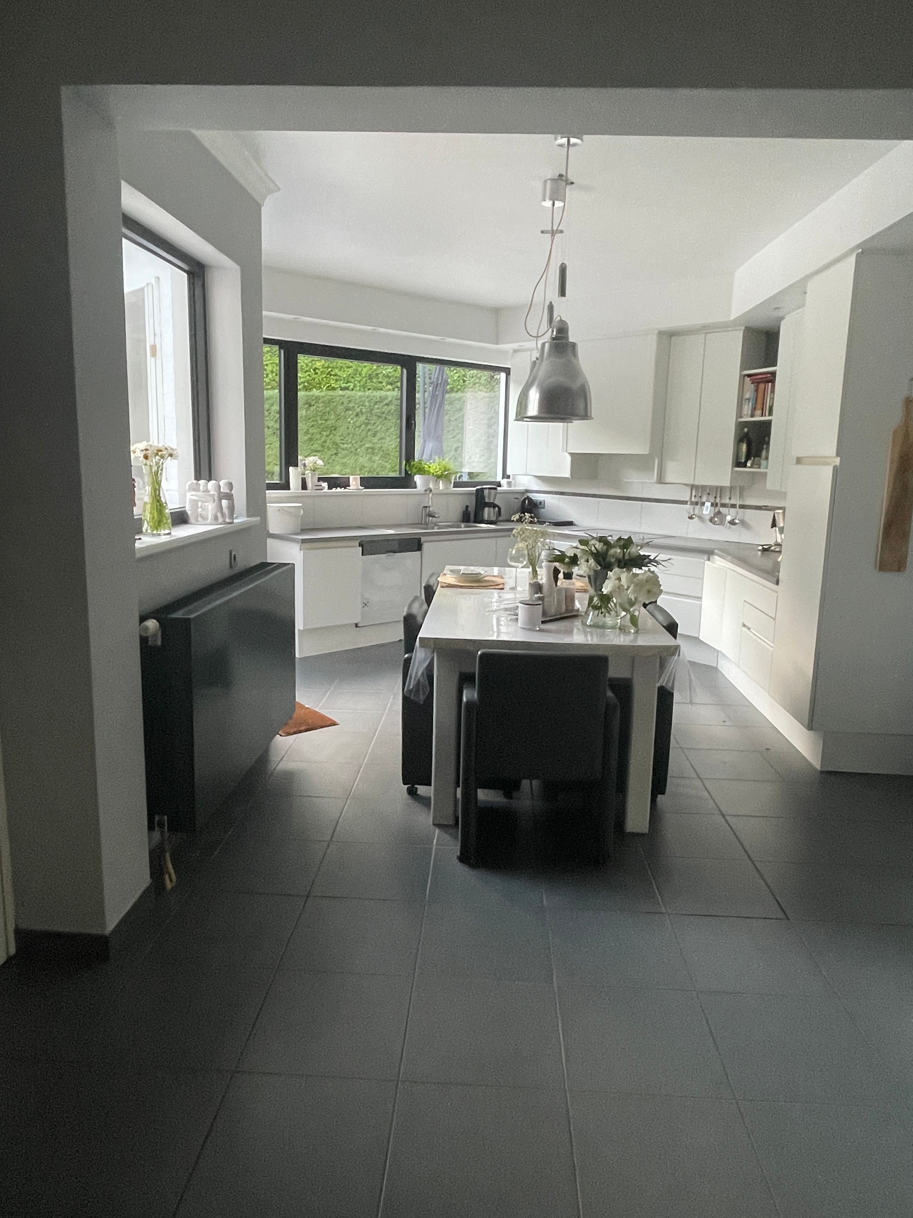 Prachtige instapklare villa gelegen in zeer rustige straat en kortbij bij alles. - foto 8