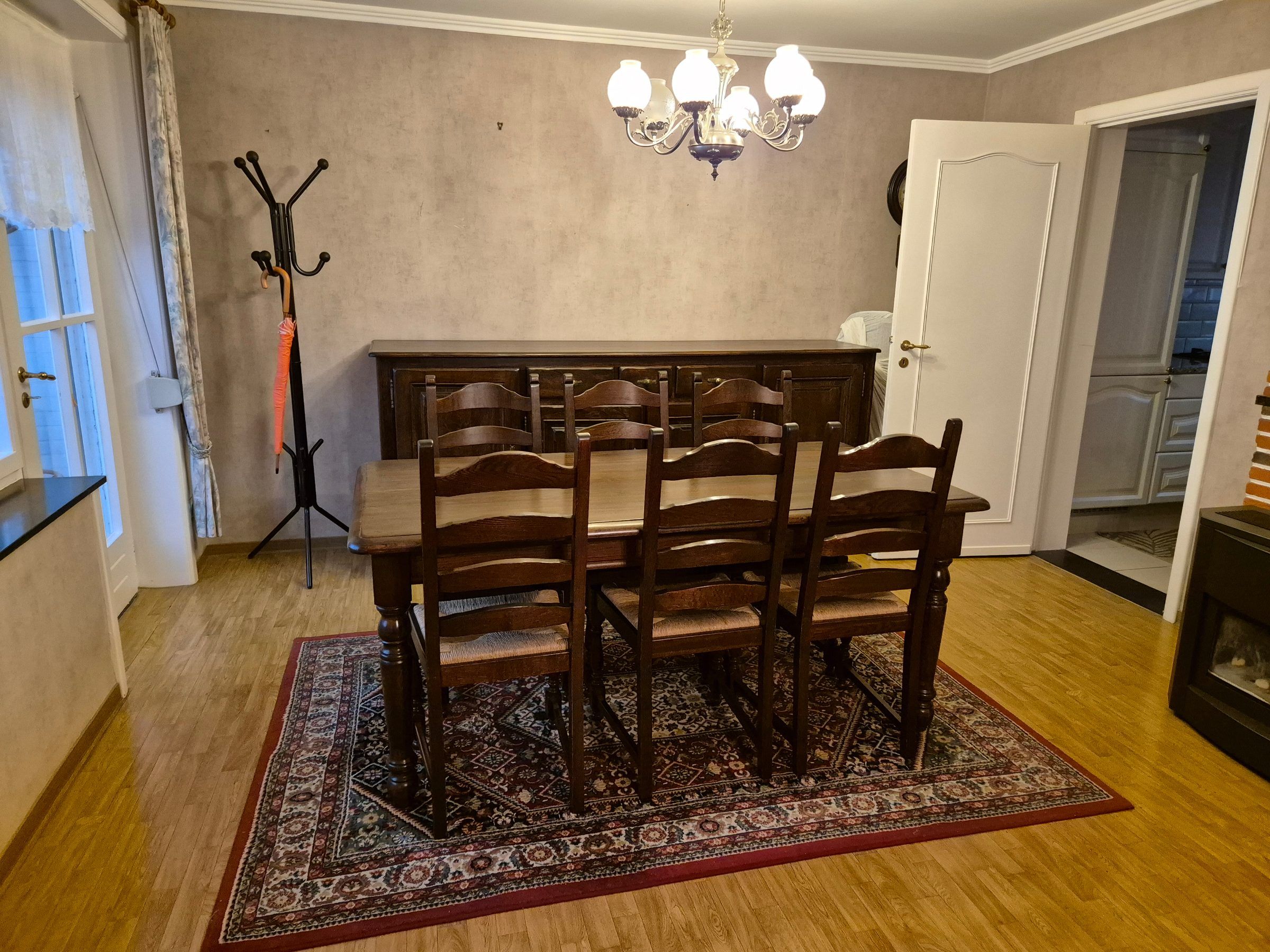 Gezinswoning met 3 slpks, vernieuwde keuken & badkamer - foto 3