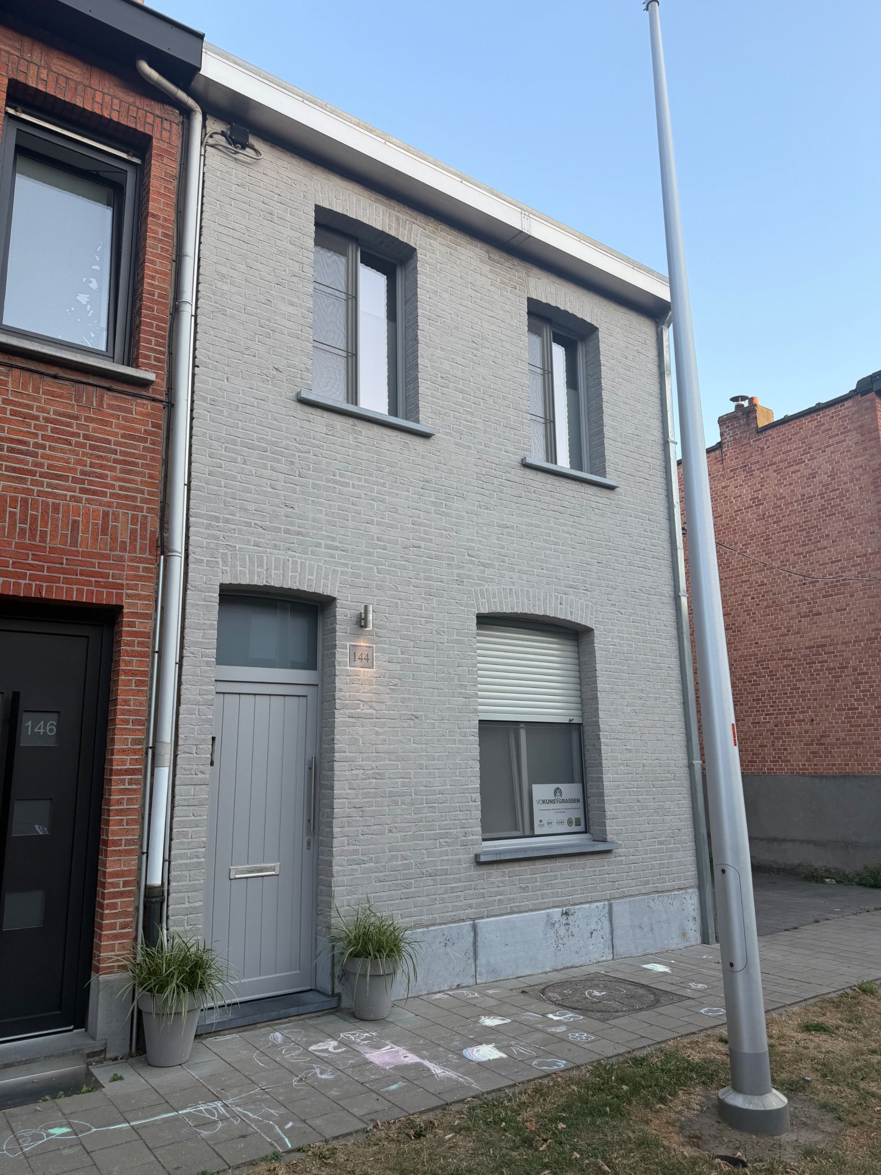Ruime woning met EPC A, 14 zonnepanelen, tuinhuis en garage - foto 2