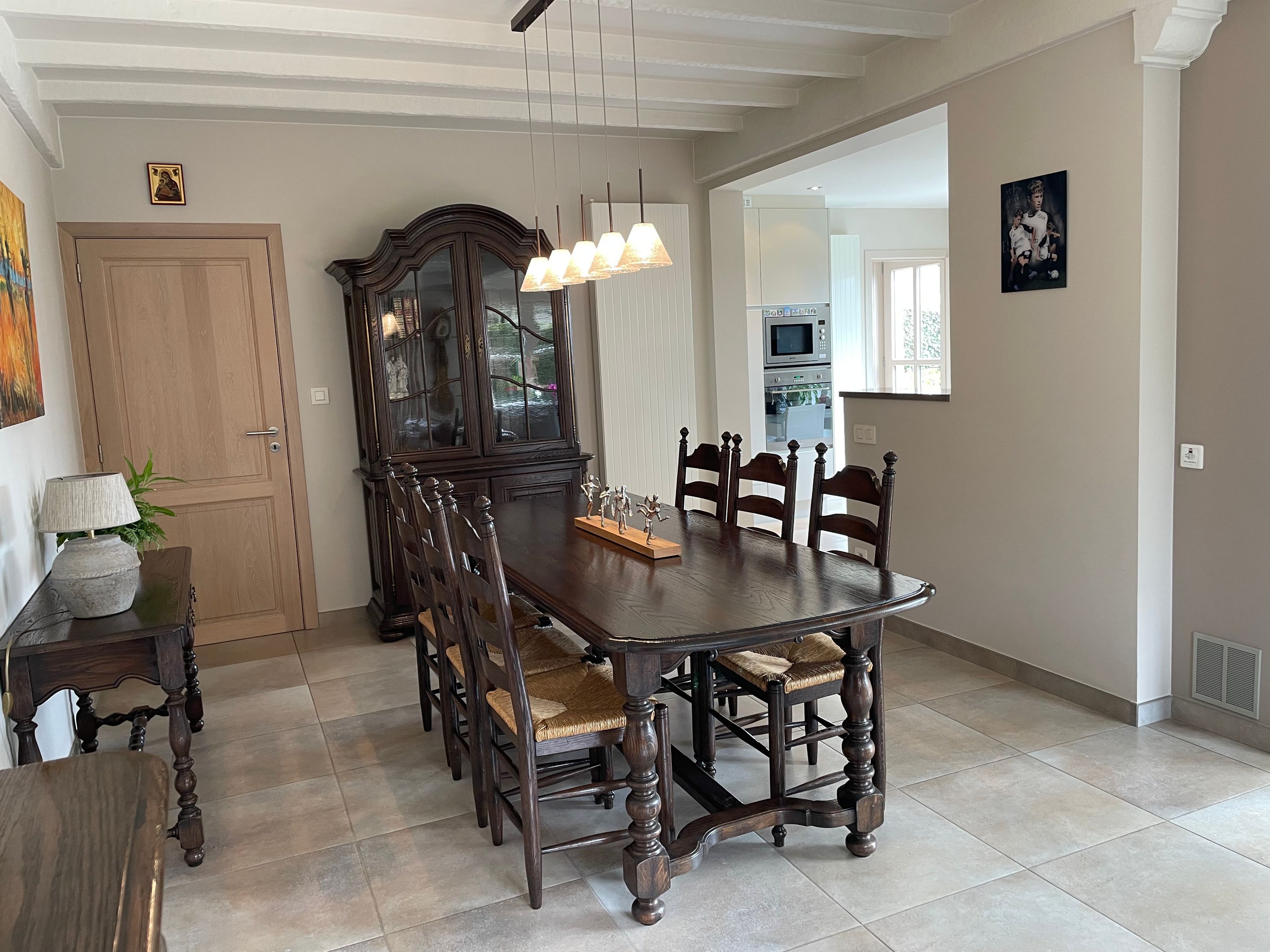 Alleenstaande goedgelegen gerenoveerde gezinswoning met zongerichte tuin - foto 18