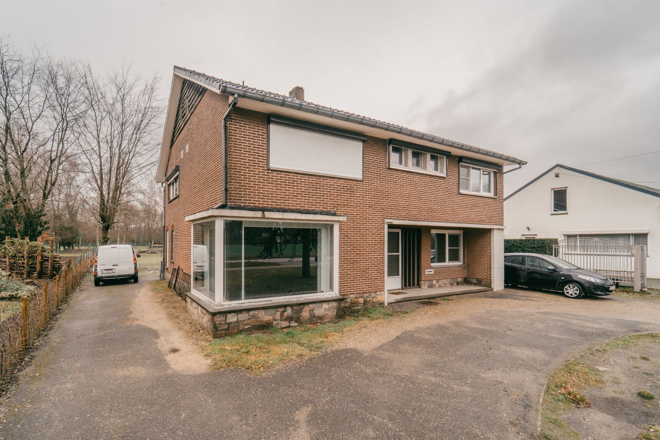 Ruime gezinswoning met 4 slaapkamers in Houthalen-Helchteren - foto 9