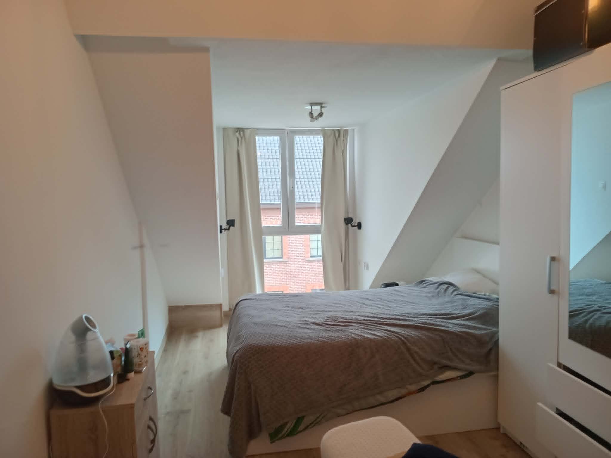 Verrassend ruime rijwoning met zonnige tuin - foto 6