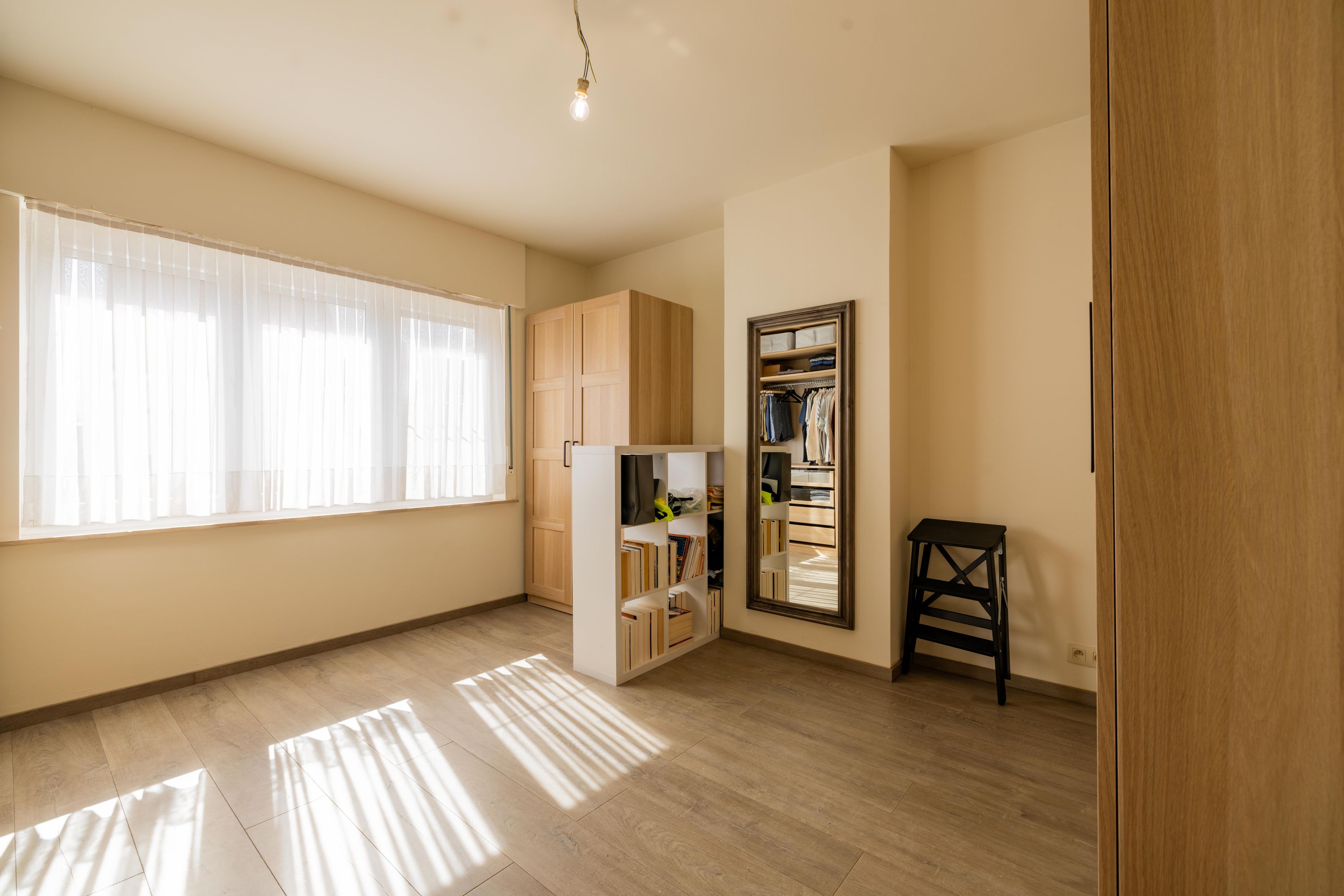 Instapklare gerenoveerde halfopen bebouwing met grote tuin - foto 8