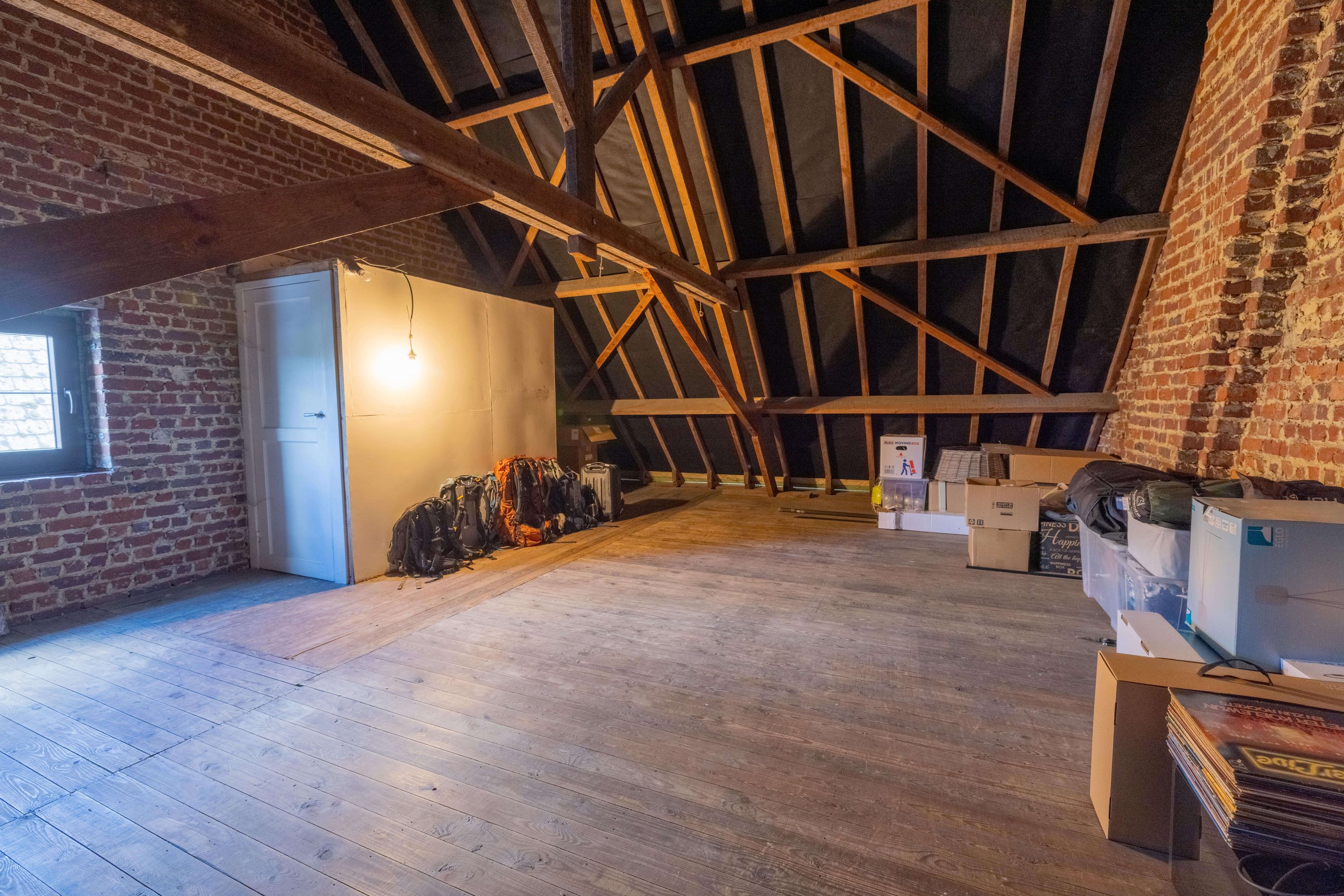 Instapklare gerenoveerde halfopen bebouwing met grote tuin - foto 10