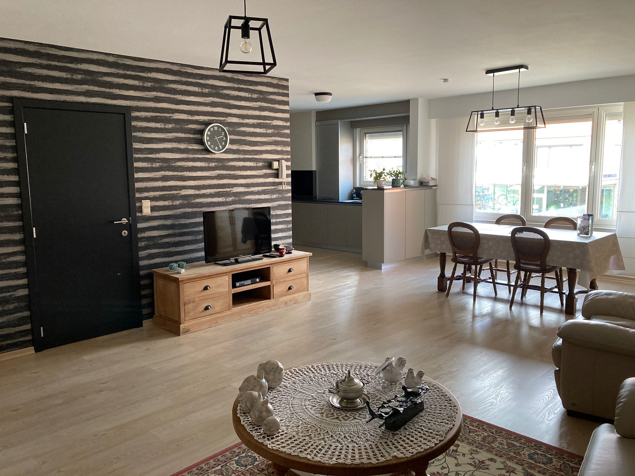 Volledig instapklaar luxe appartement met garage... - foto 3