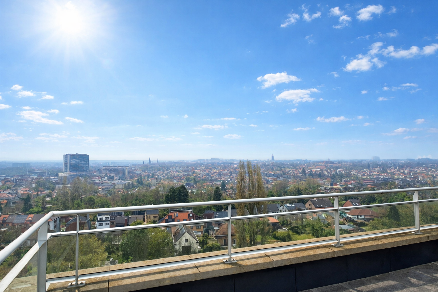 Penthouse 9de verdieping met panoramisch zicht over Leuven - foto 2