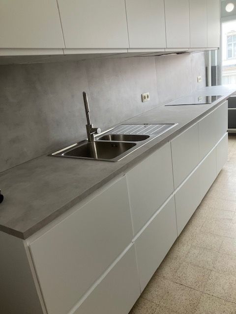 Groot, lichtrijk en gerenoveerd appartement - foto 8