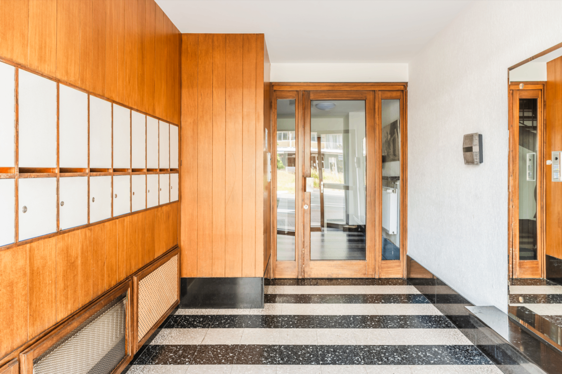 Volledig gerenoveerd, instapklaar 2-slaapkamerappartement met zonnig terras - foto 20