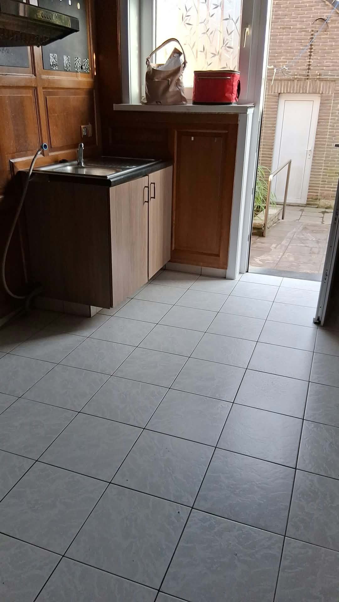 Huis met 3 slaapkamers, terras en tuin in centrum Wetteren - foto 4