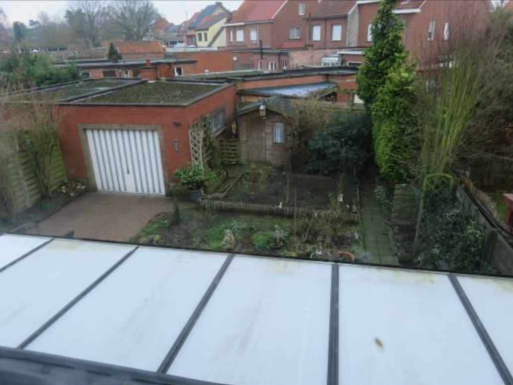 Halfopen gezinswoning met unieke ligging langs het kanaal - foto 4