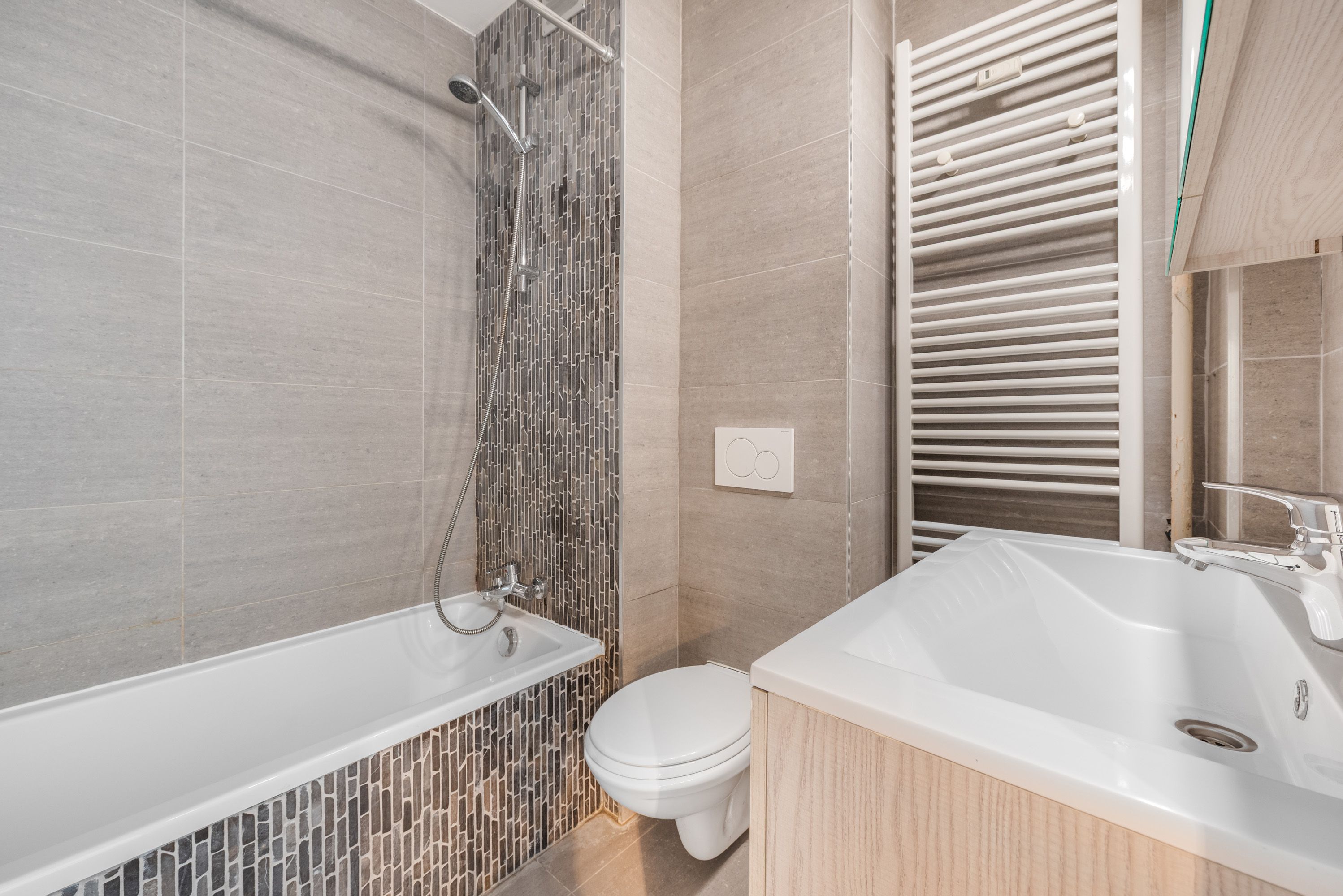 Instapklaar 3-slaapkamerappartement in hartje Borgerhout - foto 9