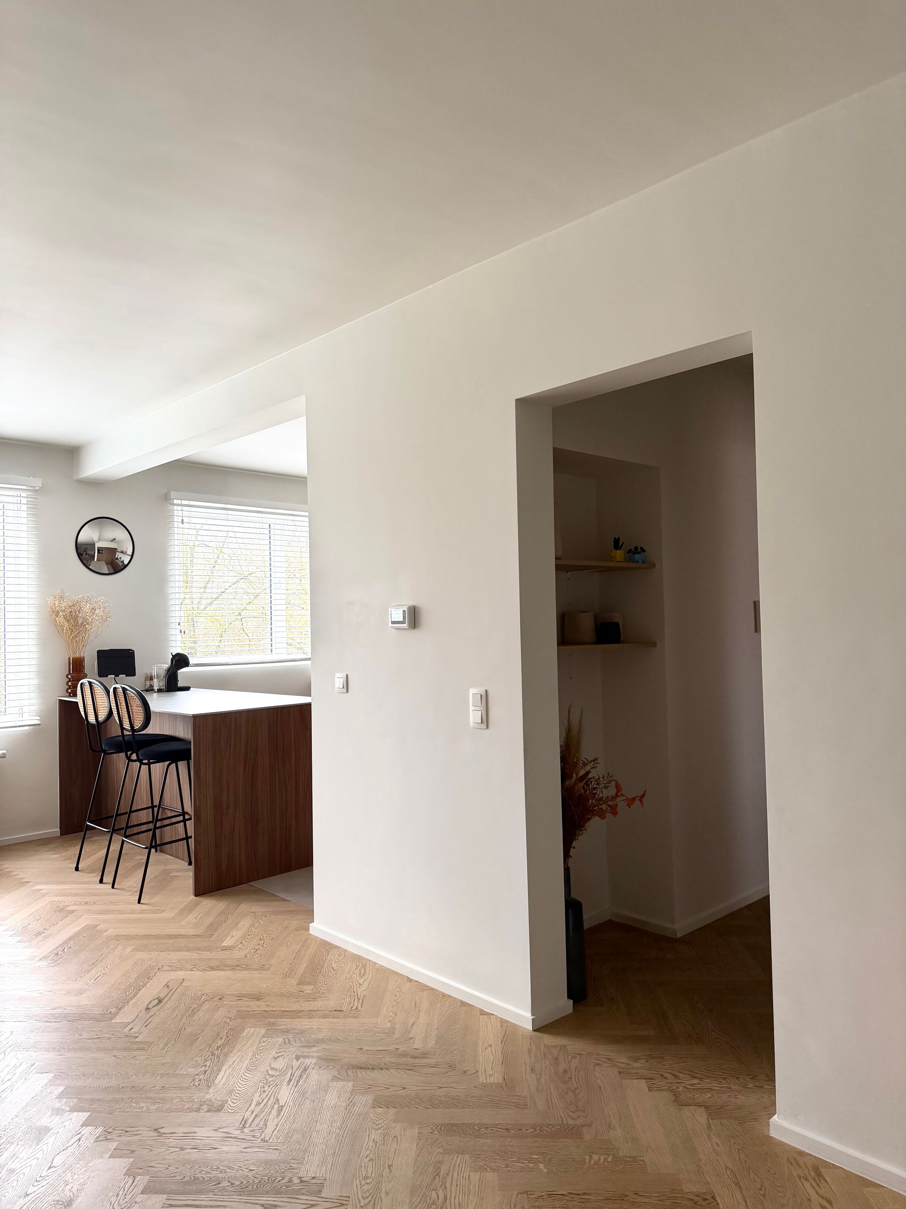 Ruim gerenoveerd appartement met drie slaapkamers in Edegem - foto 4