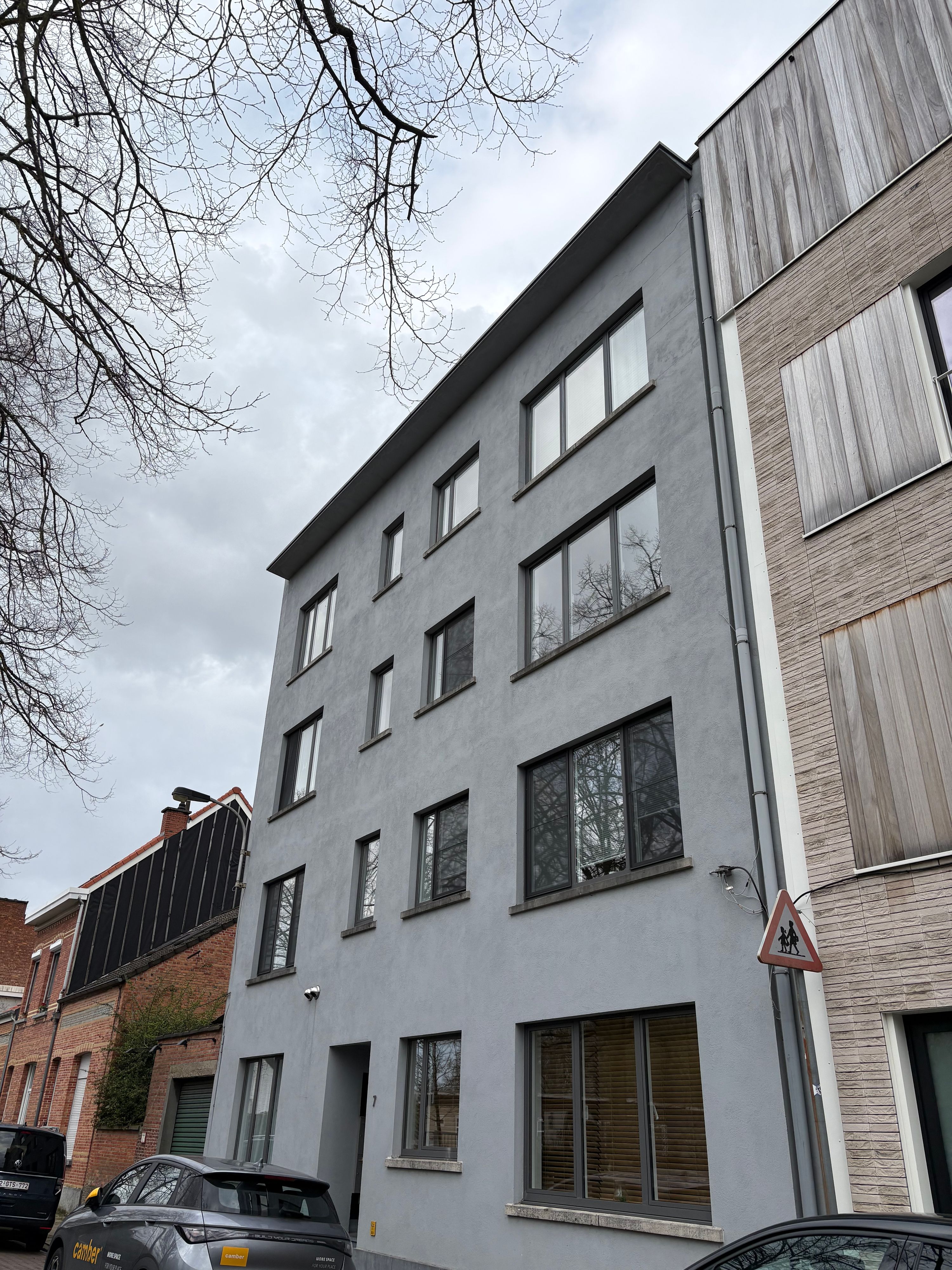 Ruim gerenoveerd appartement met drie slaapkamers in Edegem - foto 10