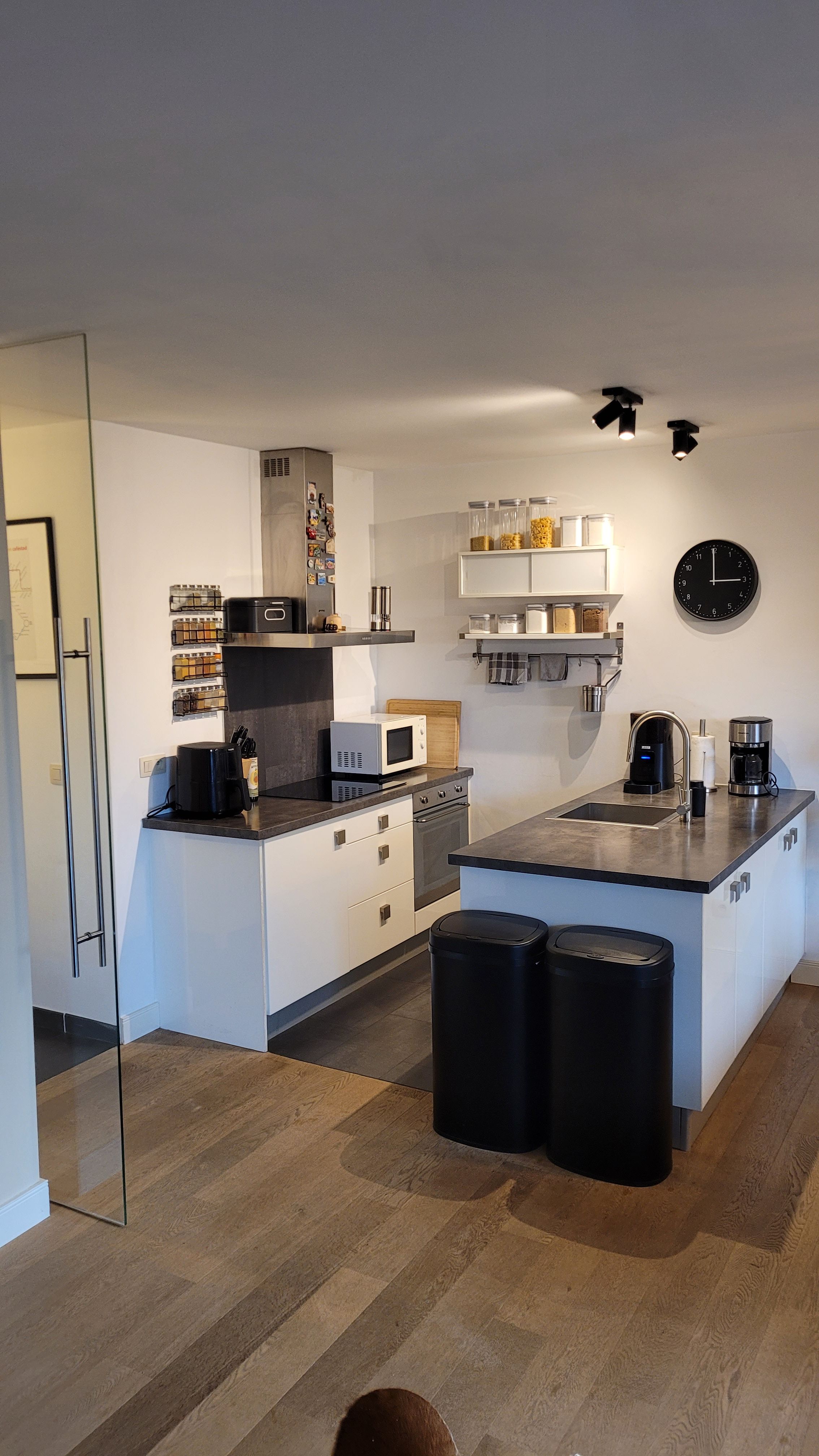 Gelijkvloersappartement met tuin (+ autostaanplaats) te koop - foto 3