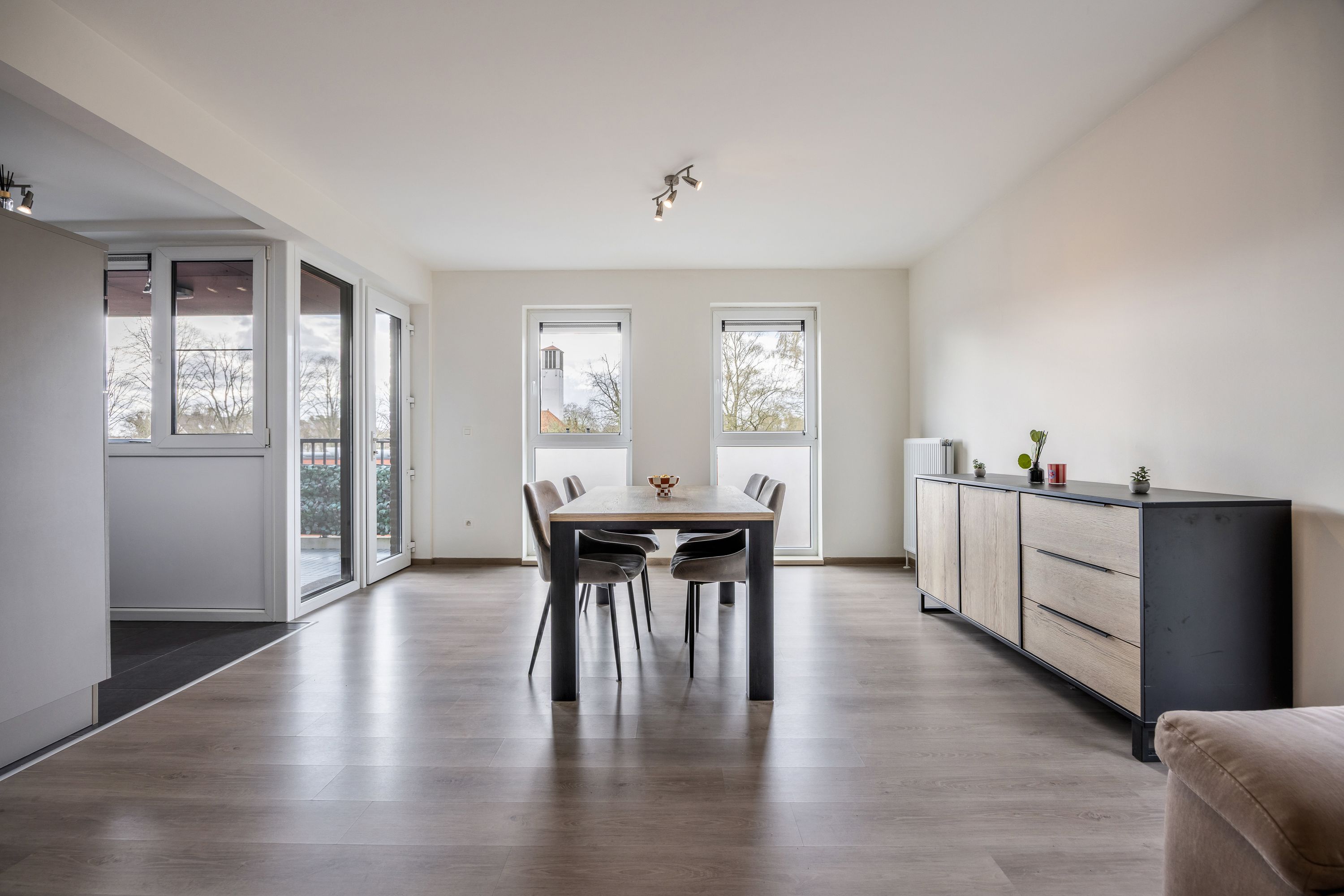 Lichtrijk hoekapp. met ondergrondse parking in Boekt - foto 3