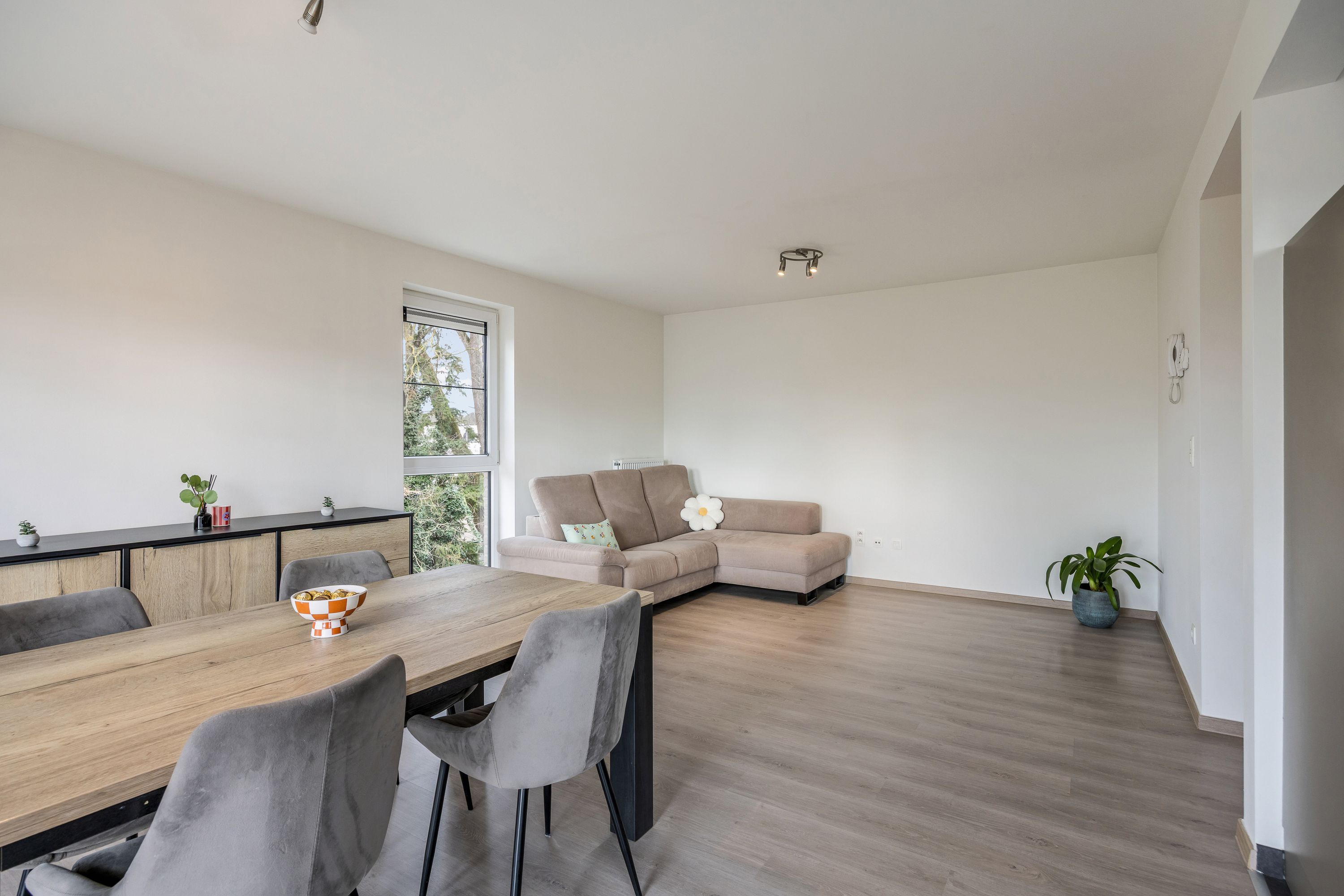 Lichtrijk hoekapp. met ondergrondse parking in Boekt - foto 2