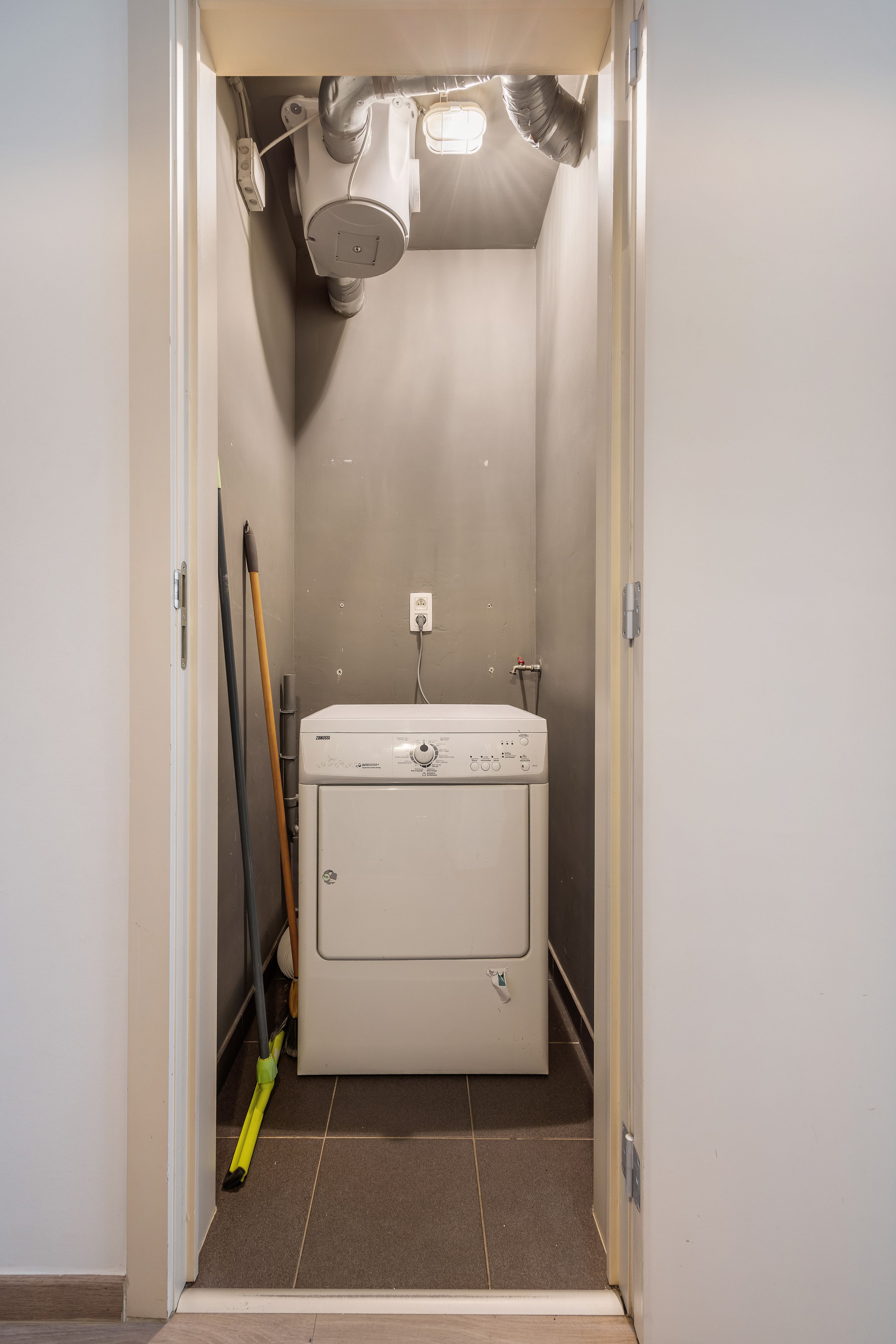 Lichtrijk hoekapp. met ondergrondse parking in Boekt - foto 10